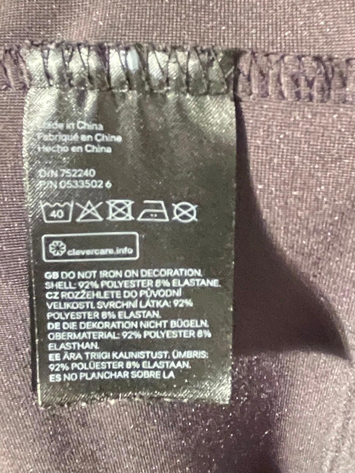 Divided Divided by H&M size 14 velour dress with patches Size L / US 10 / IT 46 - 7 Thumbnail