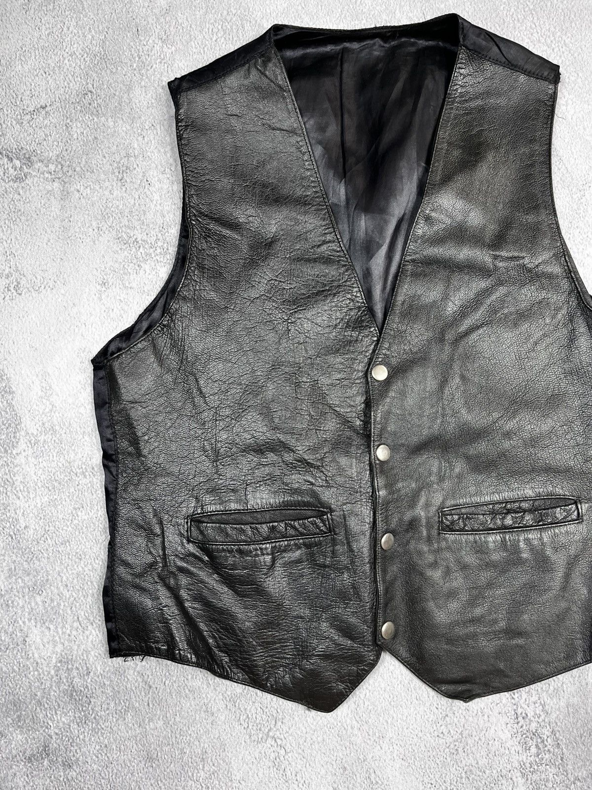 Leather × Vintage Vintage 90s leather vest retro biker style streetwear size M Size US M / EU 48-50 / 2 - 2 Thumbnail