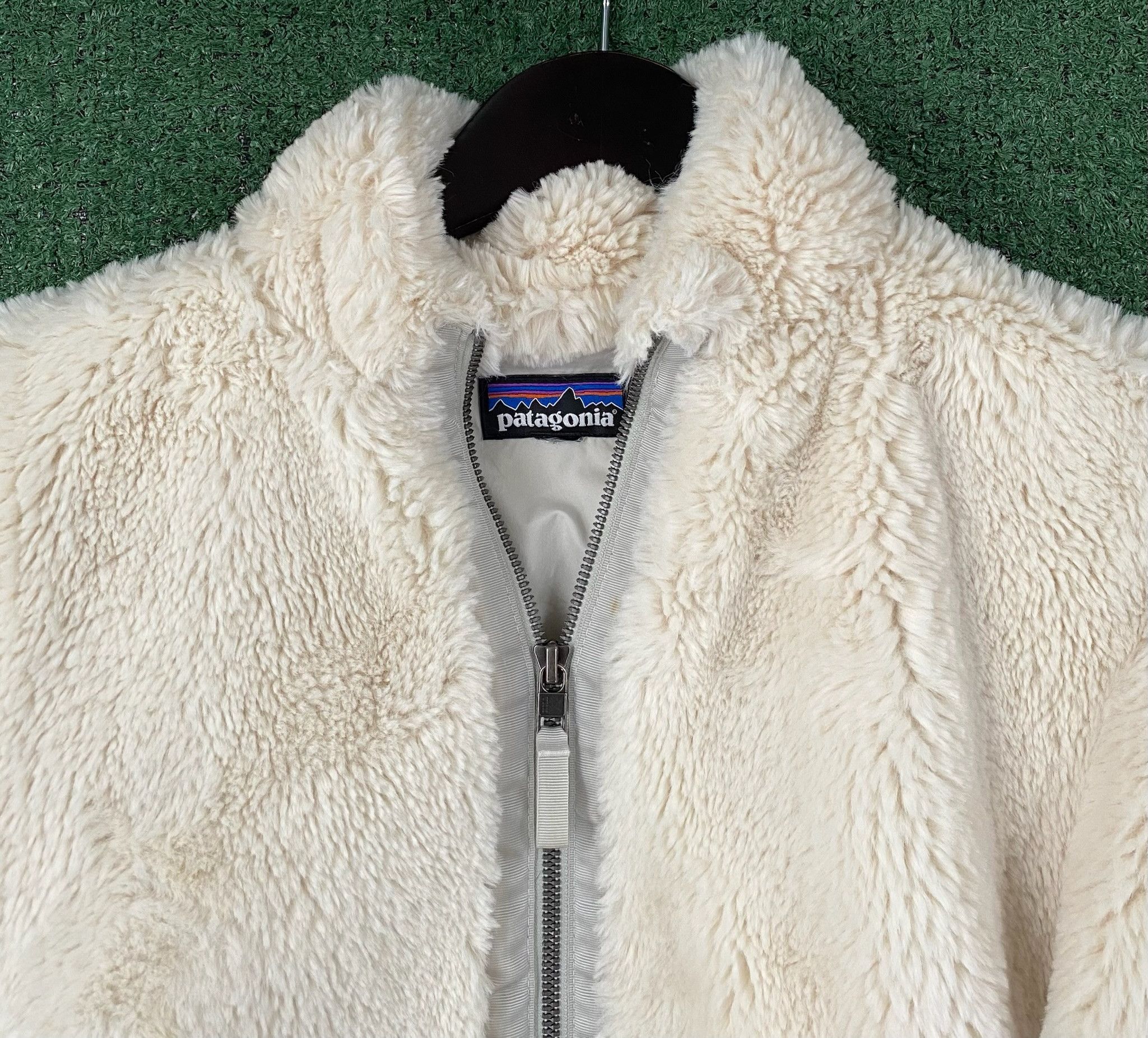 Patagonia Patagonia Lunar Frost Natural Cream Faux Fur Jacket Small Size S / US 4 / IT 40 - 2 Thumbnail