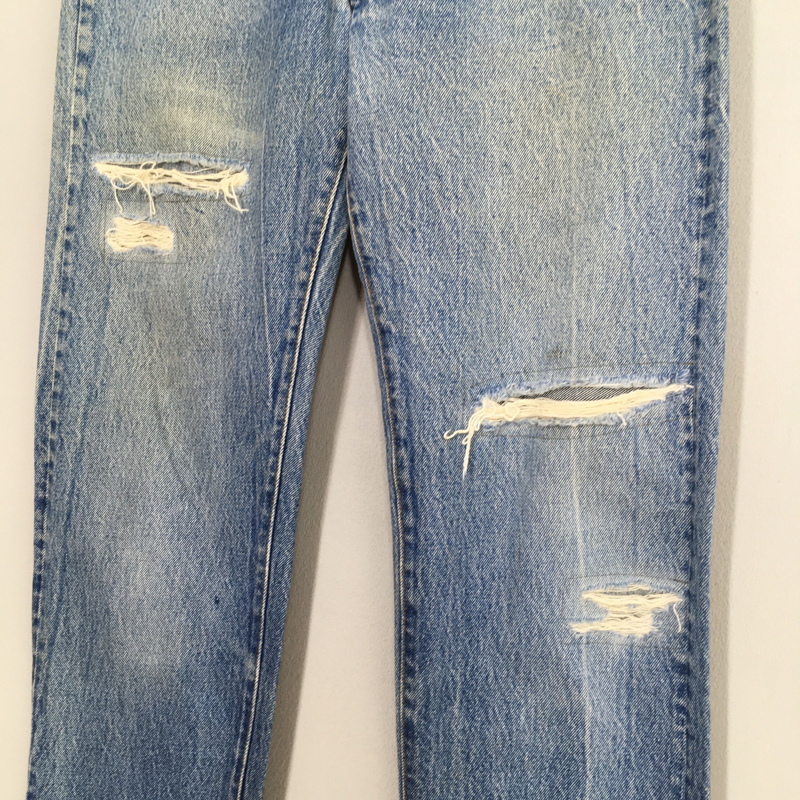 Levi's Size 30x33 Vintage 1980s Levi's 501 Distressed Jeans S189 Size US 30 / EU 46 - 5 Thumbnail