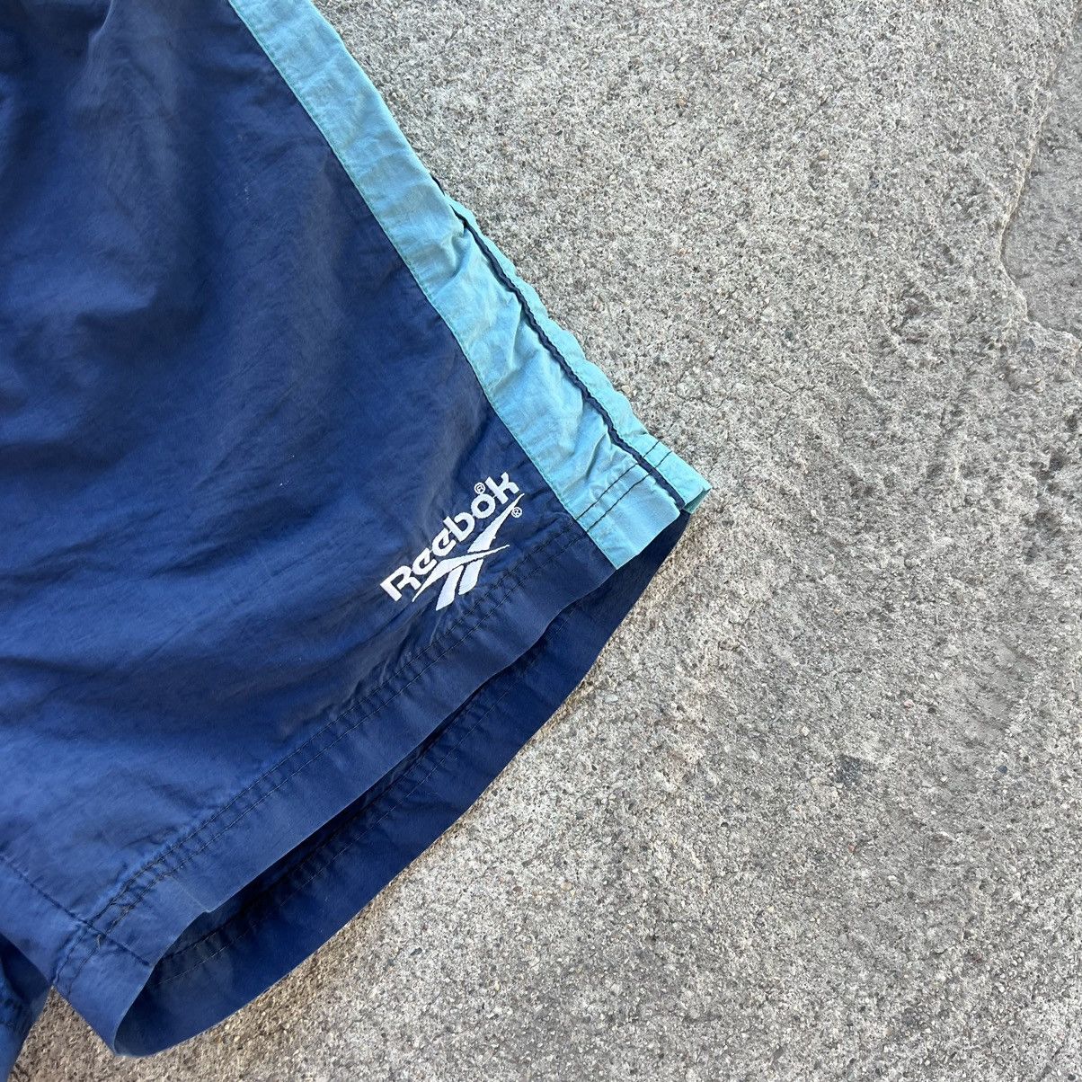 Reebok × Vintage Vintage Reebok Sports Shorts Pants Size US 32 / EU 48 - 2 Thumbnail