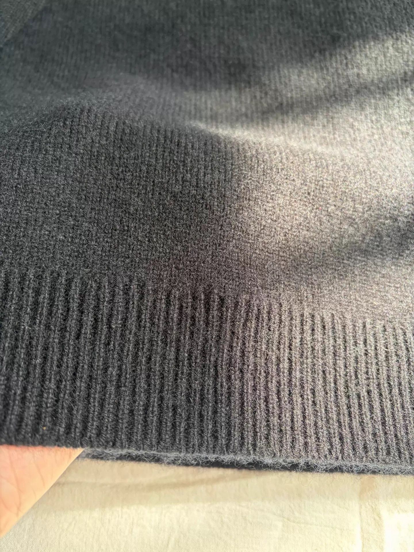 Auralee auralee Japanese-Made 25aw Ultra-Fine Cashmere Sweater K33 Size US L / EU 52-54 / 3 - 3 Thumbnail