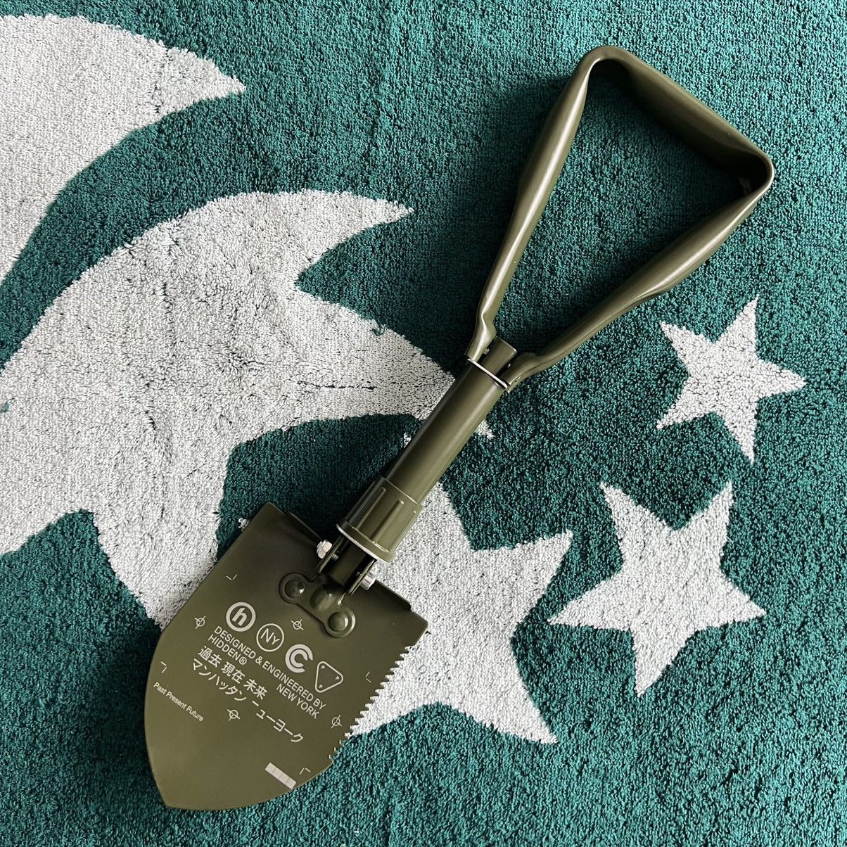 HIDDEN Hidden NY Foldable Shovel Military Green Size ONE SIZE - 1 Thumbnail
