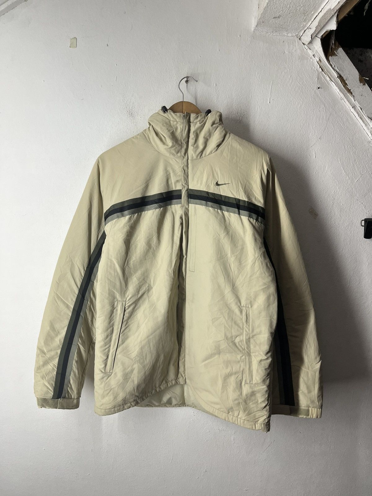 Nike NIKE SWOOSH DRI FIT SMALL LOGO WINDBREAKER JACKET Size US L / EU 52-54 / 3 - 6 Thumbnail