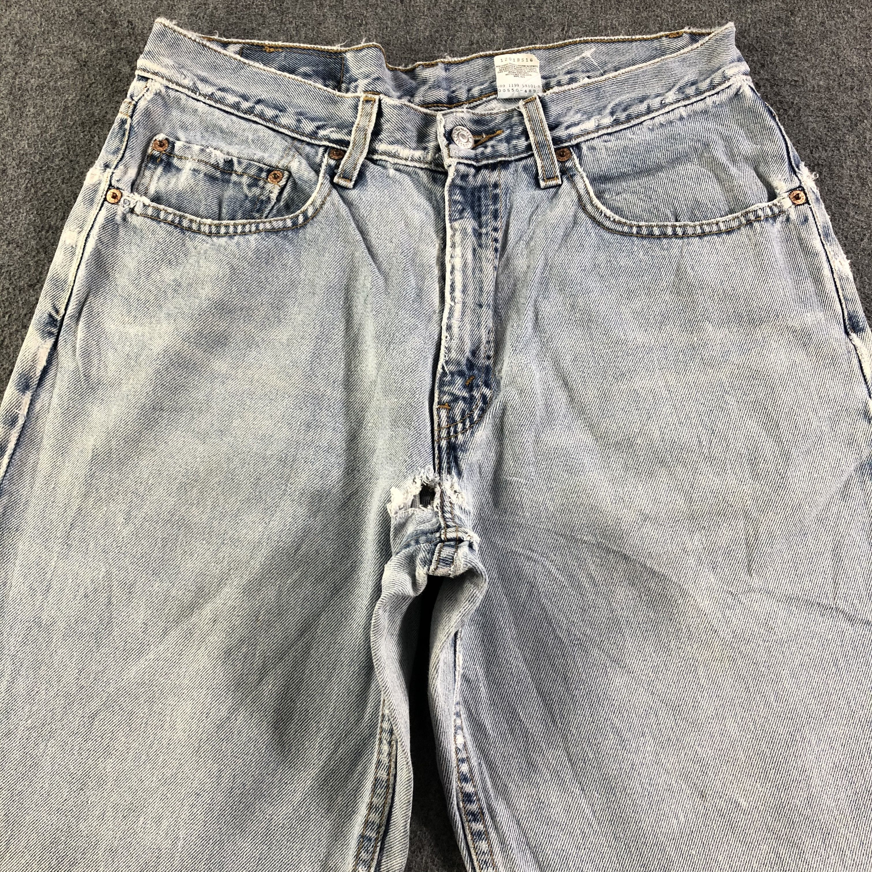 Levi's Vintage 90s Light Wash Levis 550 Jeans-J3036 Size US 32 / EU 48 - 3 Thumbnail