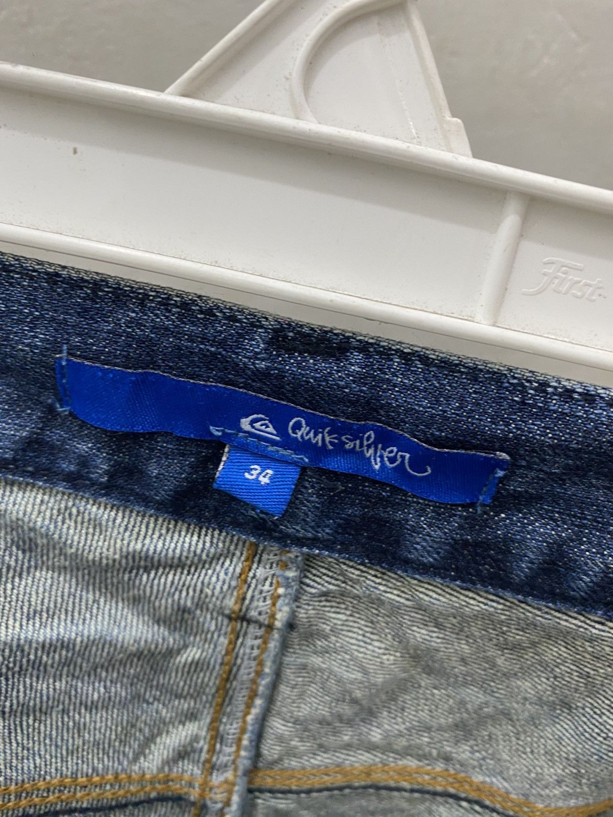 Quiksilver Quiksilver Size US 34 / EU 50 - 12 Thumbnail