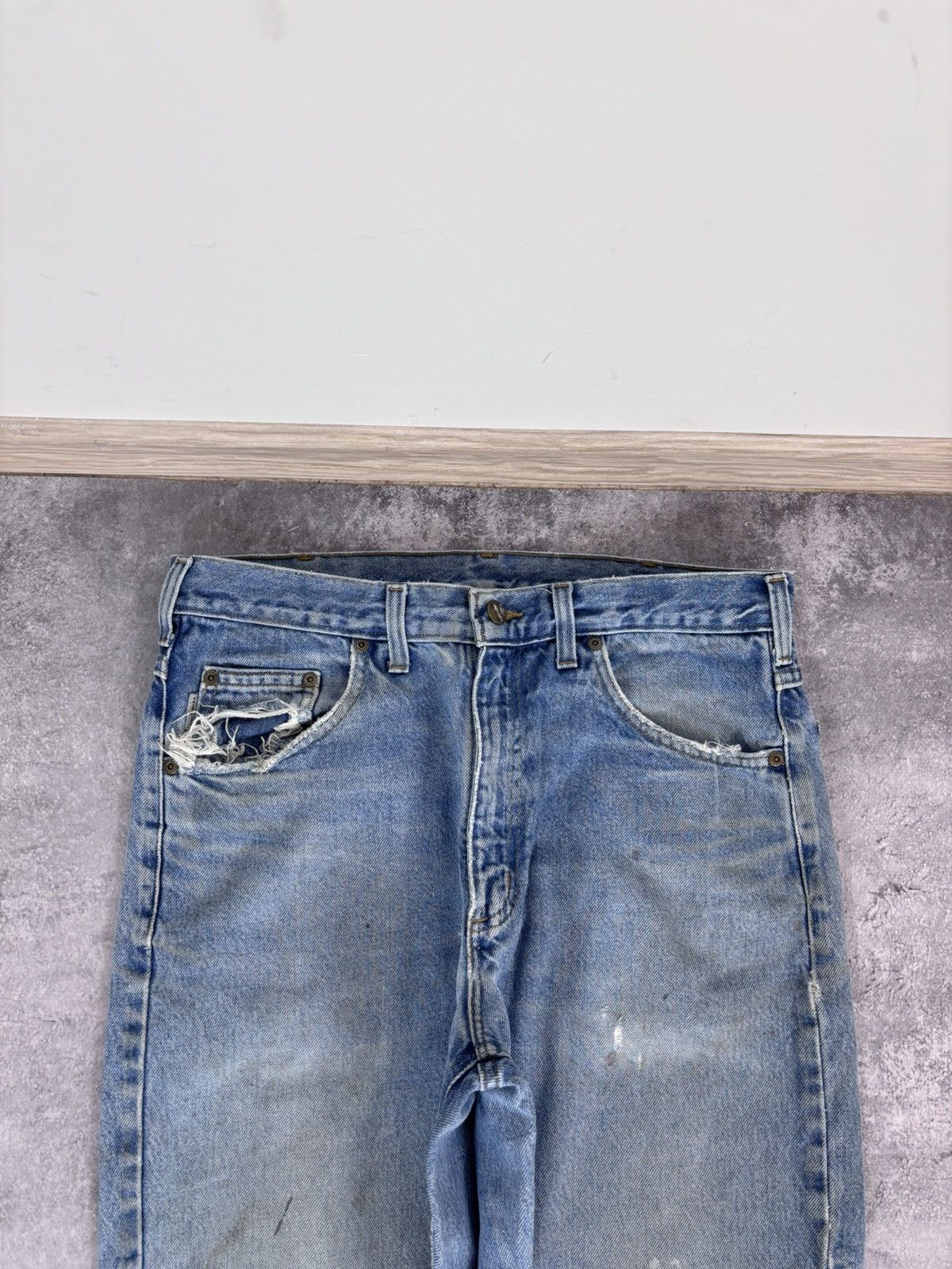 Carhartt Carhartt Men’s Denim Jeans Faded Blue Distressed Workwear Size US 34 / EU 50 - 14 Thumbnail