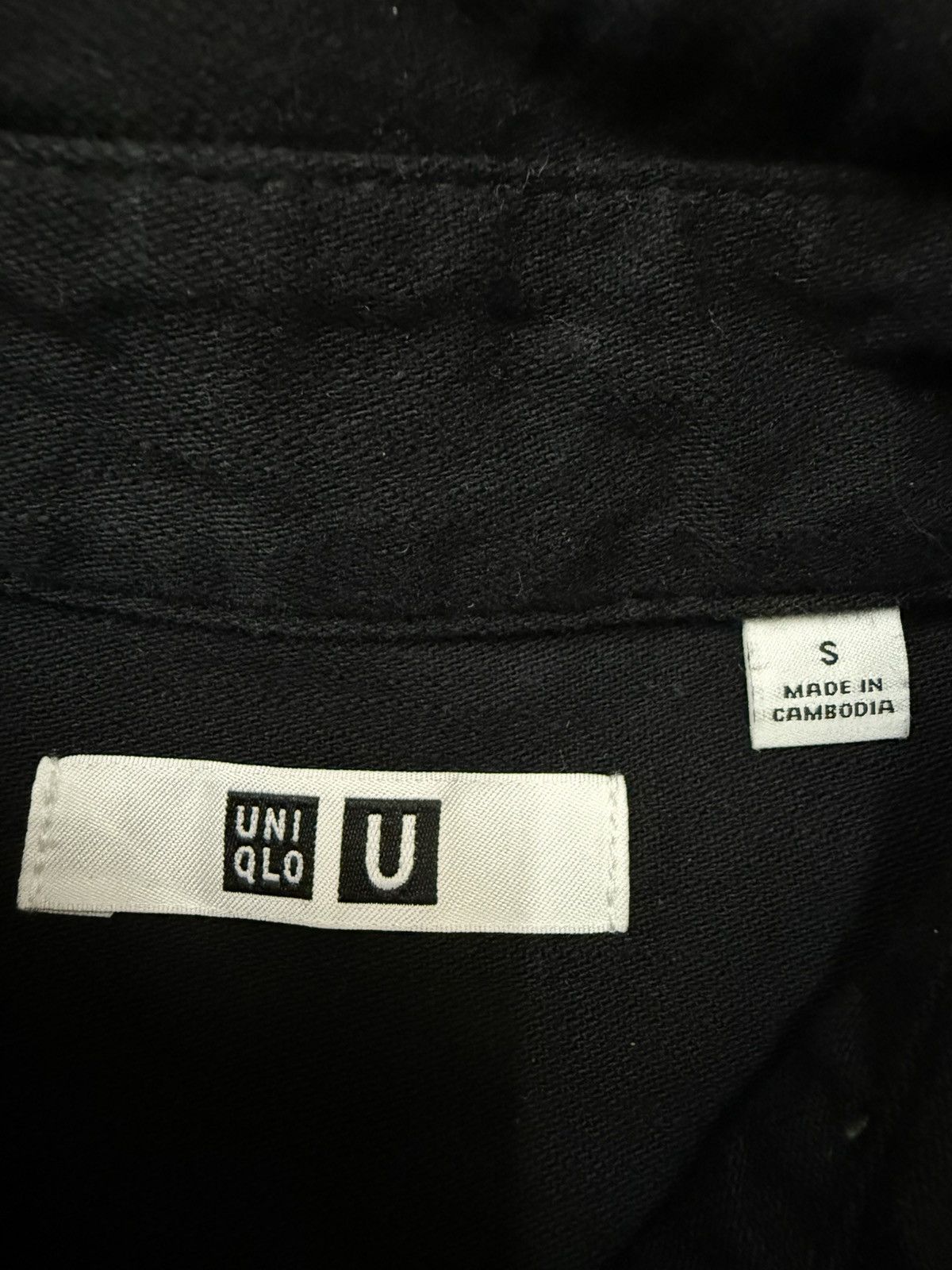 Uniqlo Uniqlo Button Up Black Shirt Size US S / EU 44-46 / 1 - 5 Thumbnail