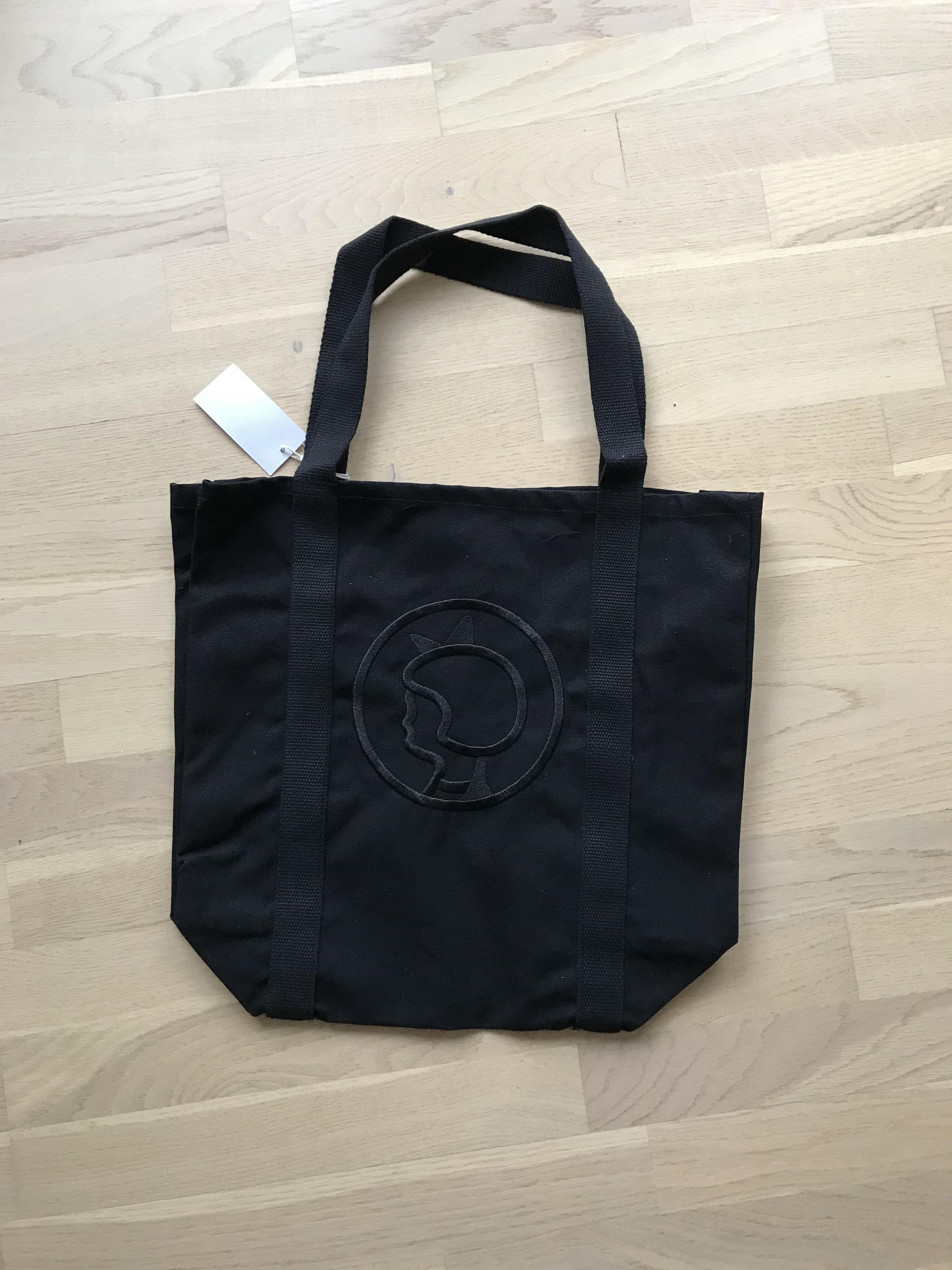 image of Vintage Irma Tote Bag in Black, Women's