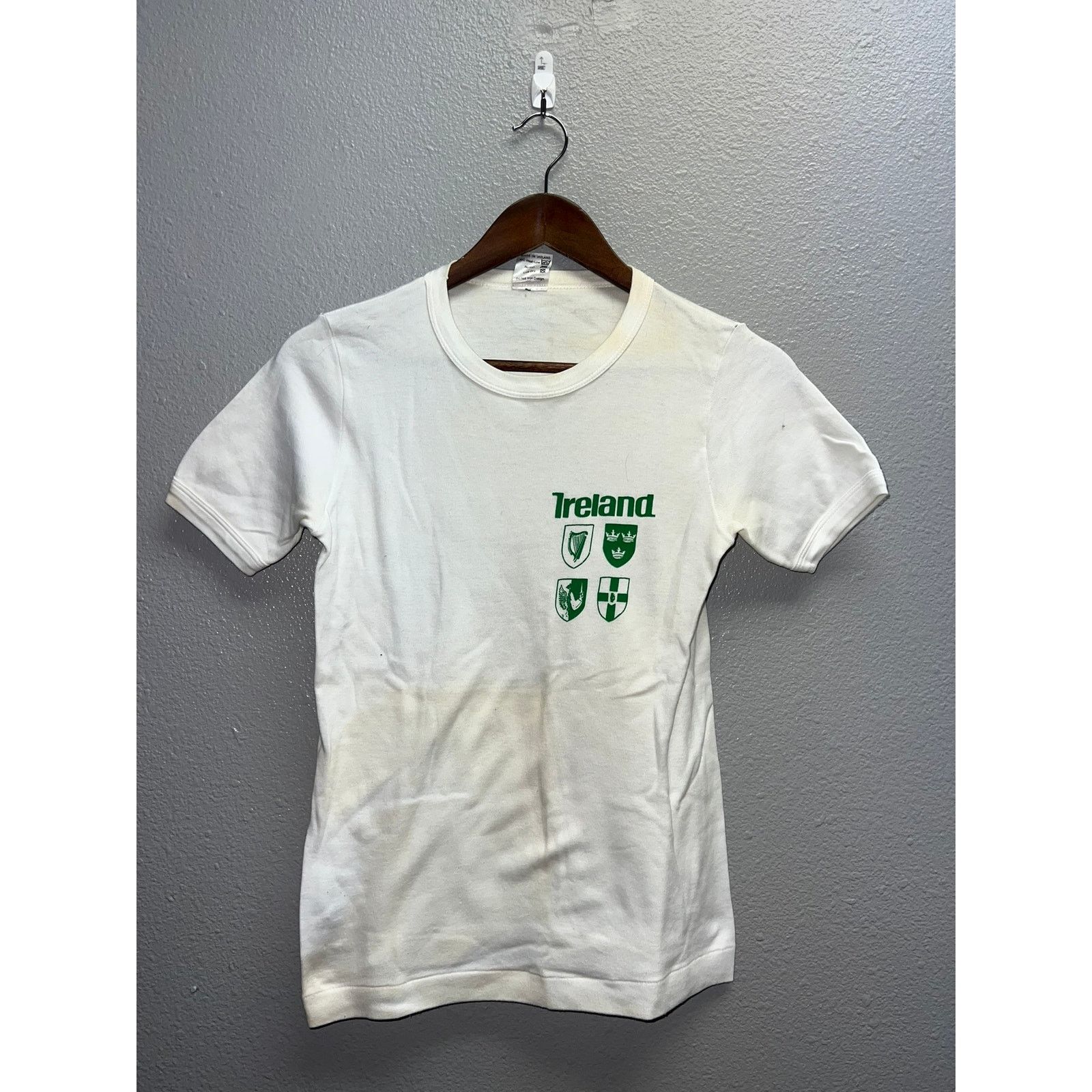 Vintage Vintage Ireland Shirt Rock House Emblem White 70s Tee Small Size US S / EU 44-46 / 1 - 1 Thumbnail