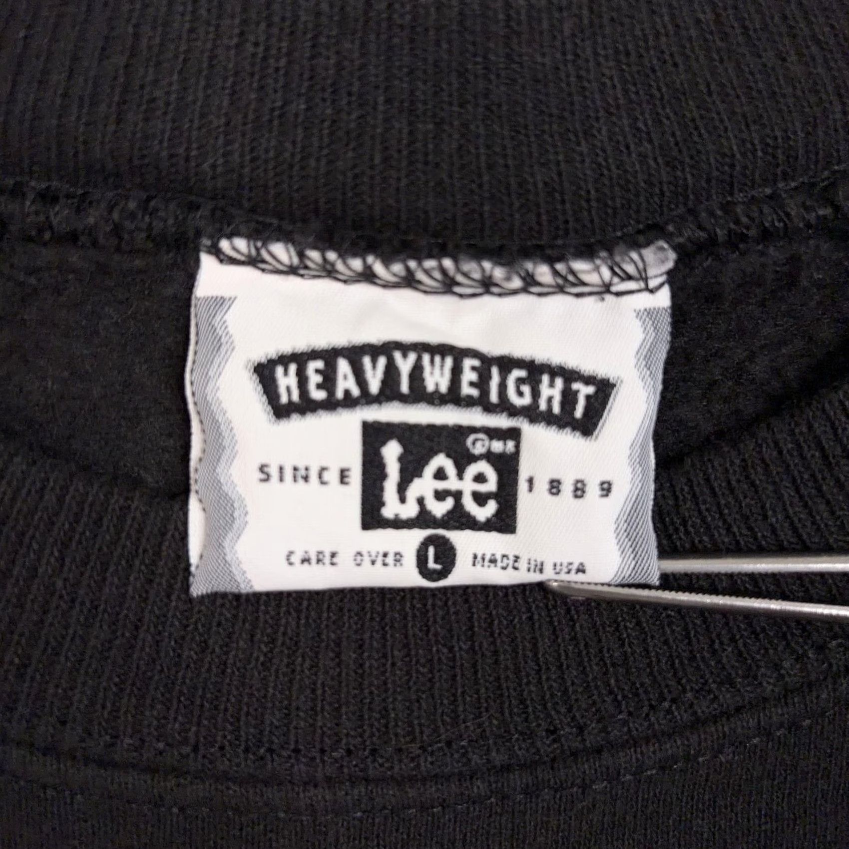 Lee VINTAGE Lee Sweatshirt Mens Large Black Dave & Busters Atlanta Crewneck 90s Heavyweight USA Founded Since 1889 Men Size US L / EU 52-54 / 3 - 4 Thumbnail