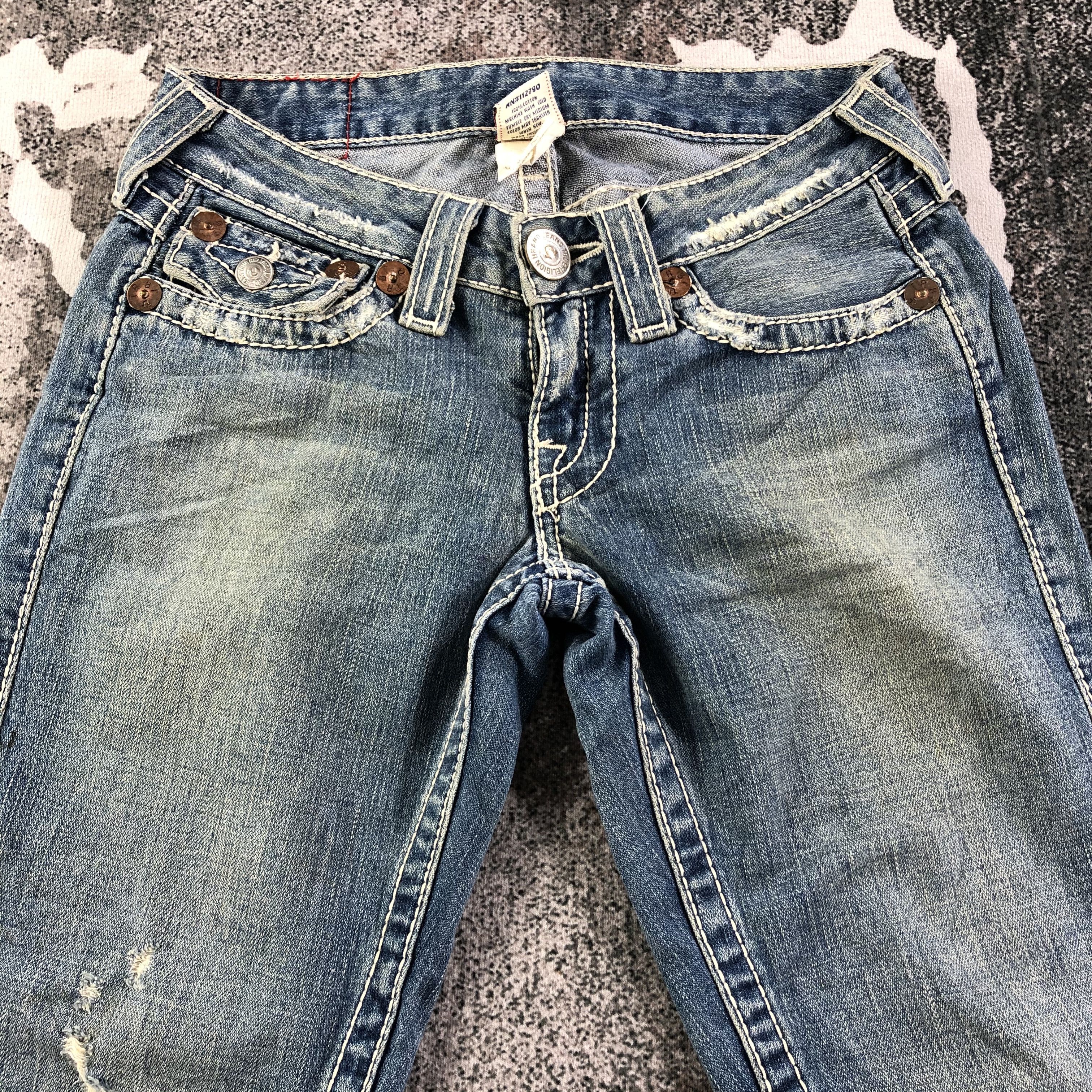 True Religion True Religion Joey Big T Jeans Flare Denim KJ1517 Size 28" / US 6 / IT 42 - 3 Thumbnail