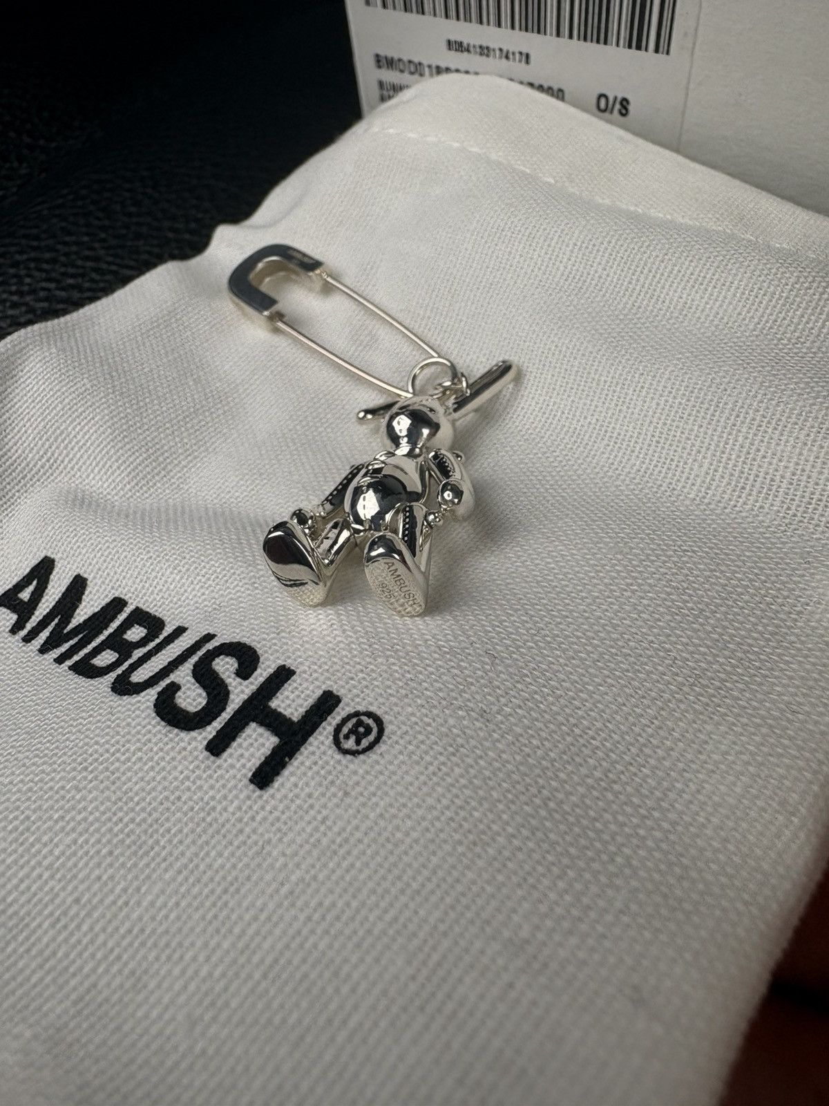 Ambush Design AMBUSH Exclusive Silver Single Bunny Charm Earring pendant Size ONE SIZE - 6 Thumbnail