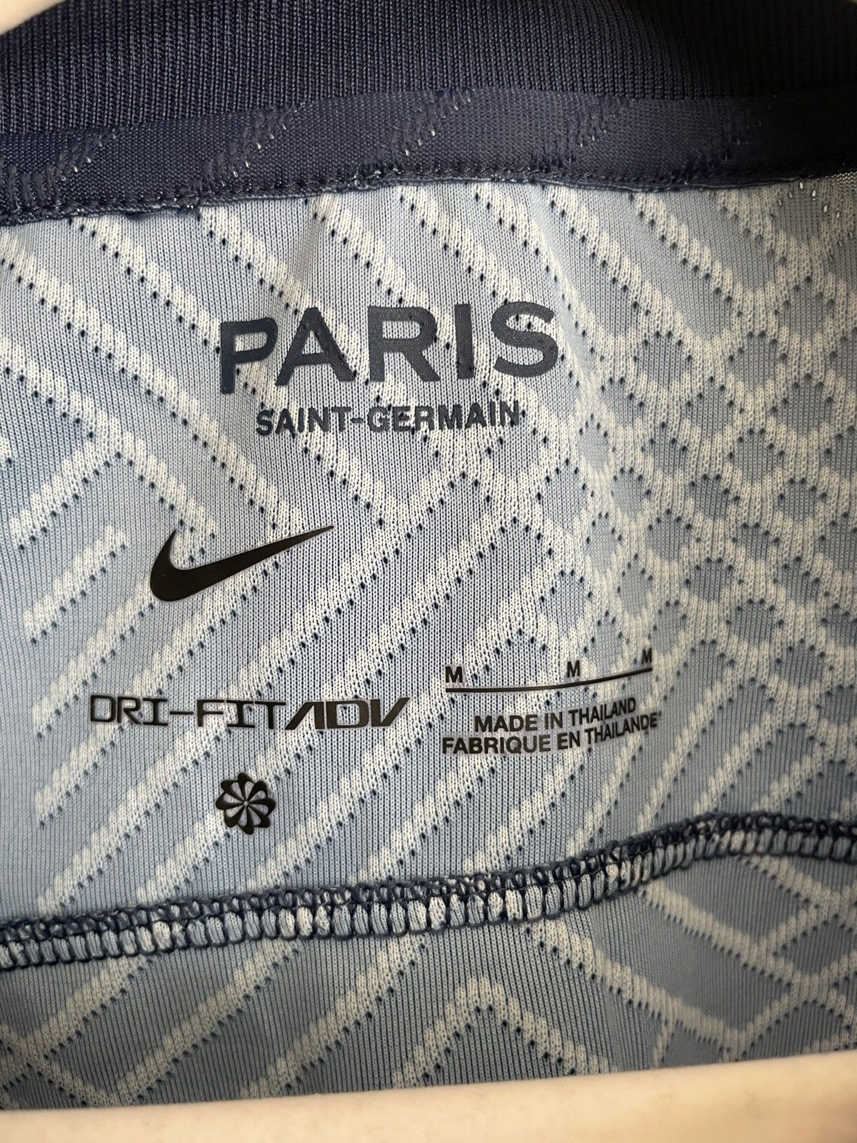 Nike PSG 22/23 Home player version jersey Size US M / EU 48-50 / 2 - 3 Thumbnail