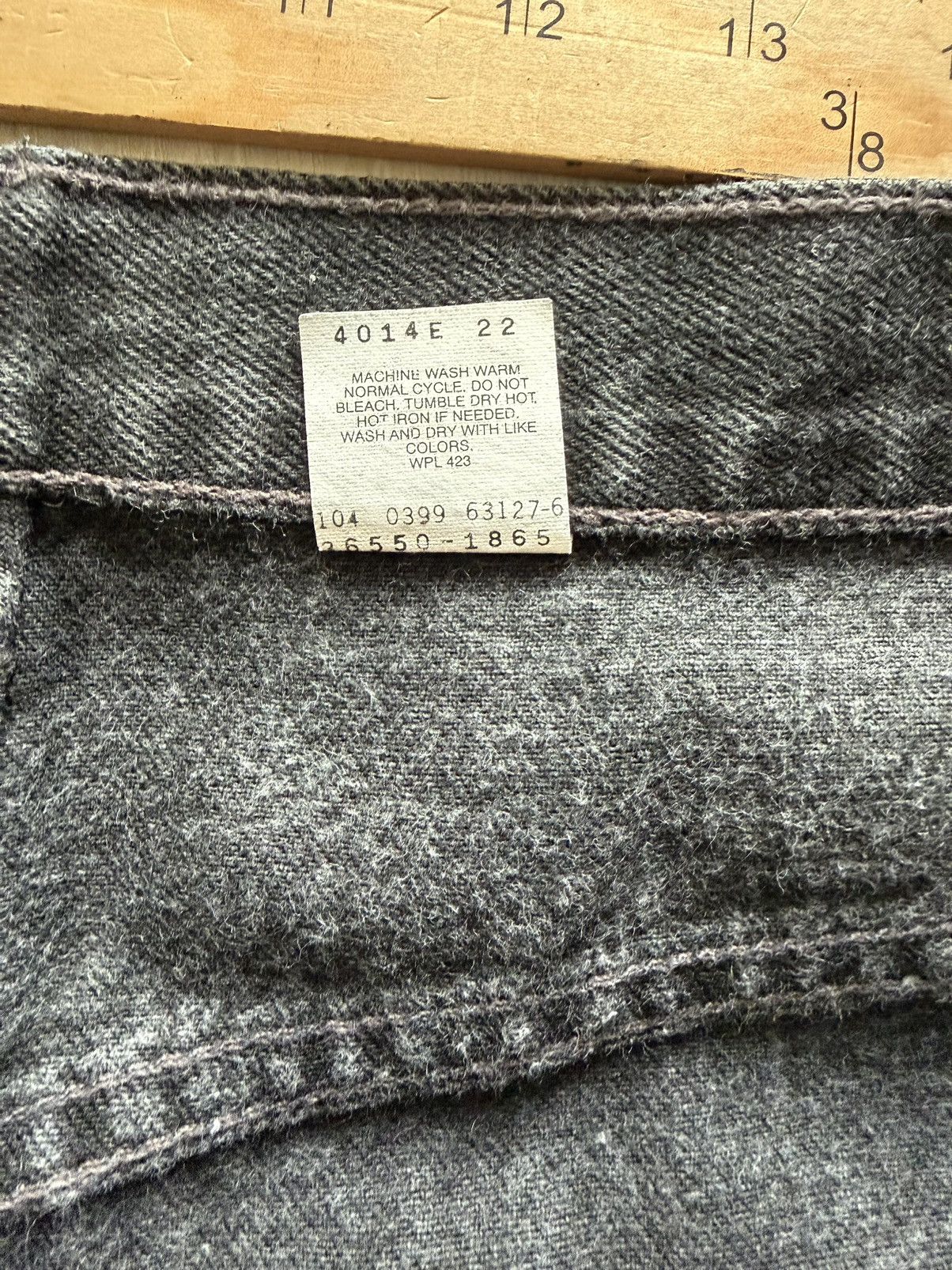 Levi's Vintage 90s Levis Black Denim Shorts Sz 38 Made In Mexico Size US 38 / EU 54 - 7 Thumbnail