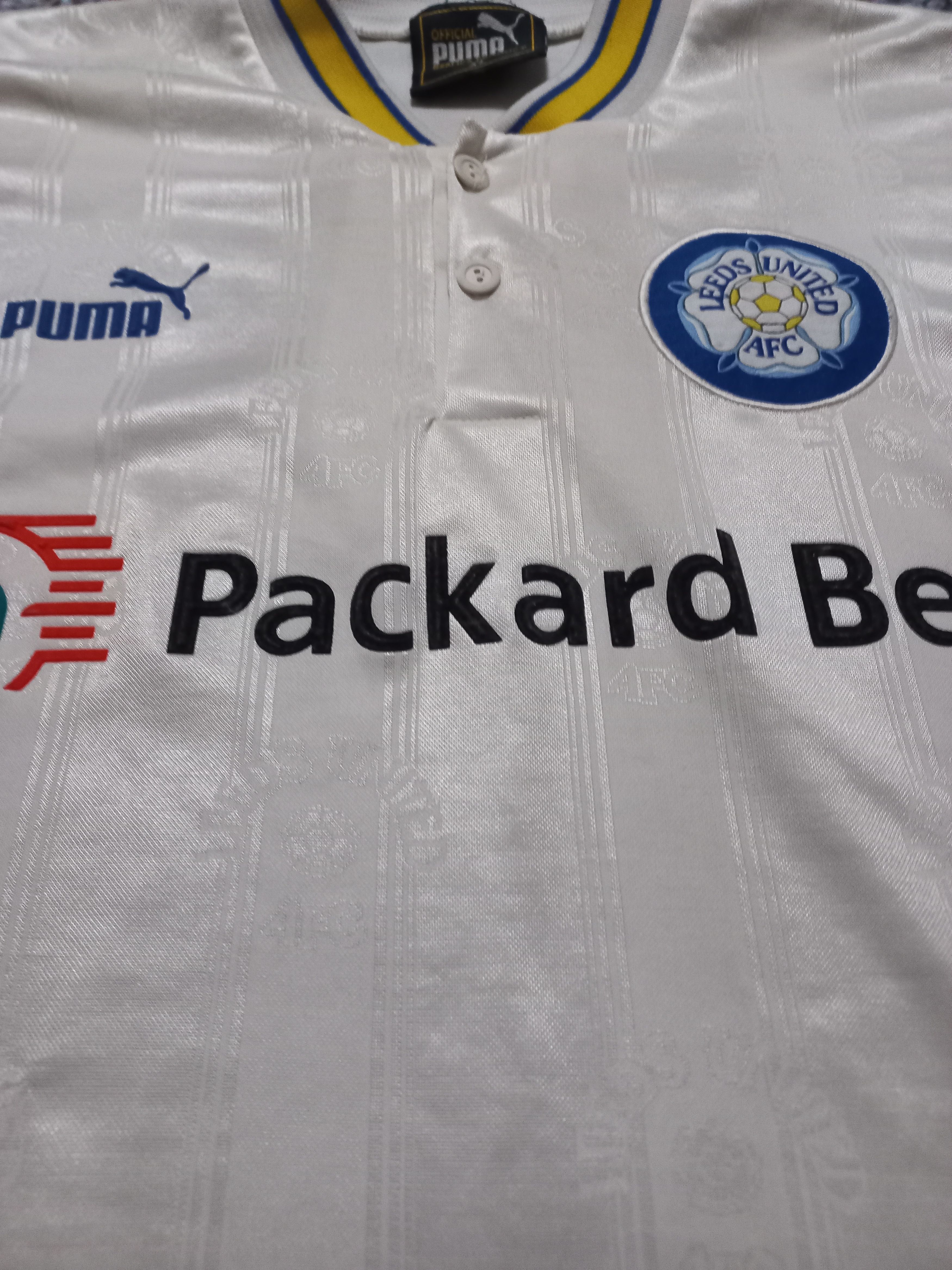 Puma × Vintage Jersey Leeds 1998 Size US XL / EU 56 / 4 - 9 Thumbnail