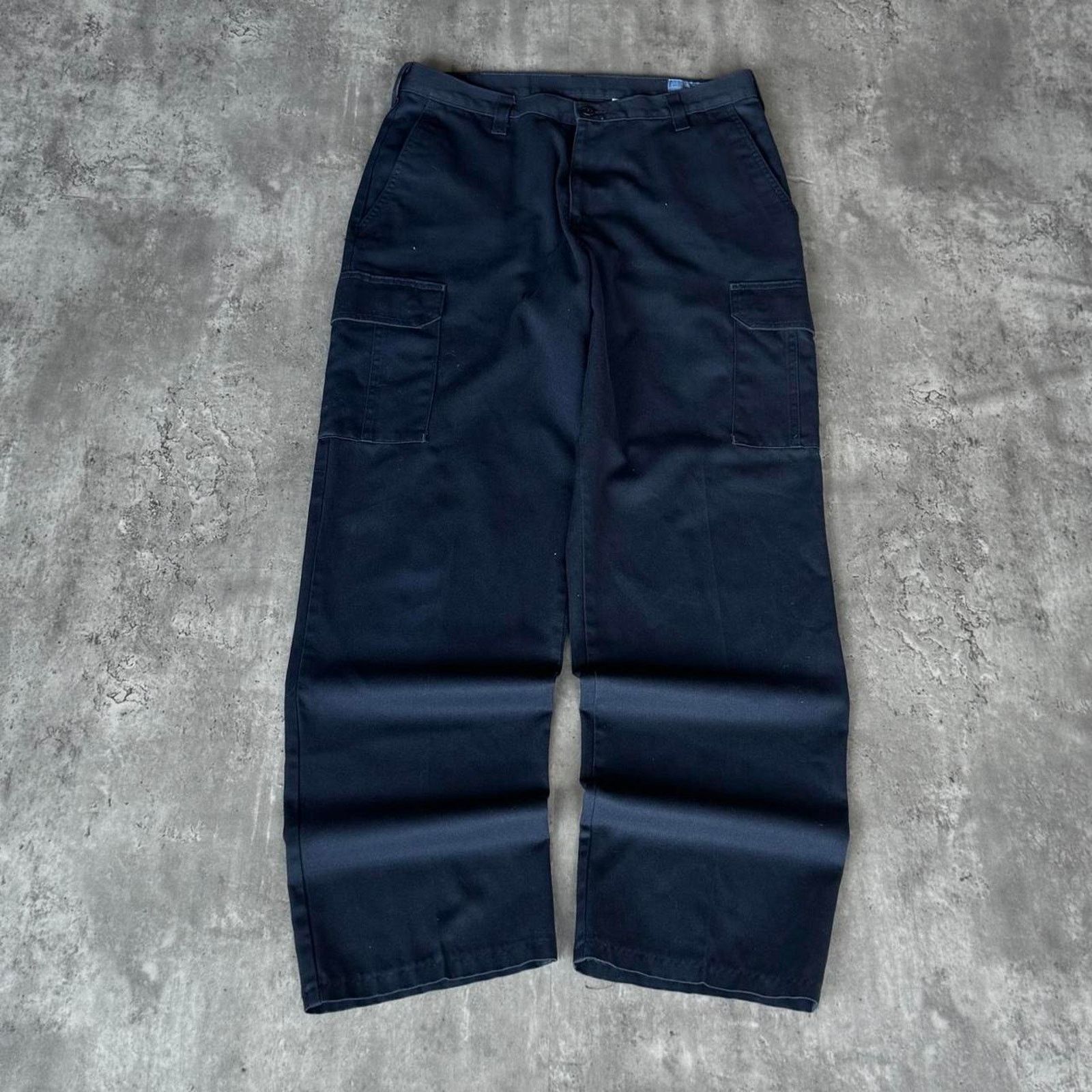 Carhartt × Cintas × Vintage Vintage Y2K Carhartt Style Navy Blue Cargo Workwear Pants Size US 33 - 1 Thumbnail