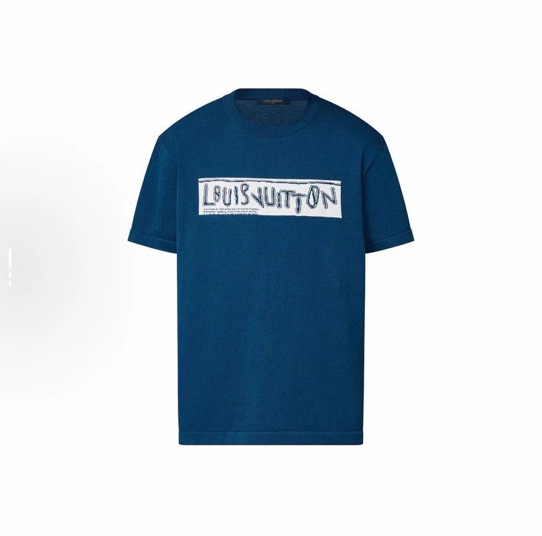 Louis Vuitton Louis Vuitton size 4l Blue knit logo short sleeve Size US M / EU 48-50 / 2 - 1 Thumbnail