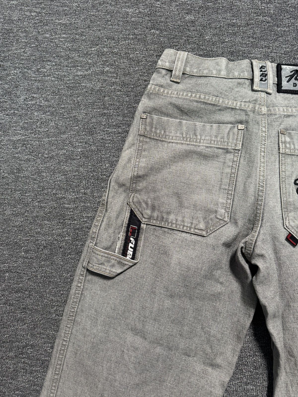 Fubu FUBU Girls Size 14 26x26 Gray Carpenter Cargo Jeans Y2K Size 26" / US 2 / IT 38 - 5 Thumbnail