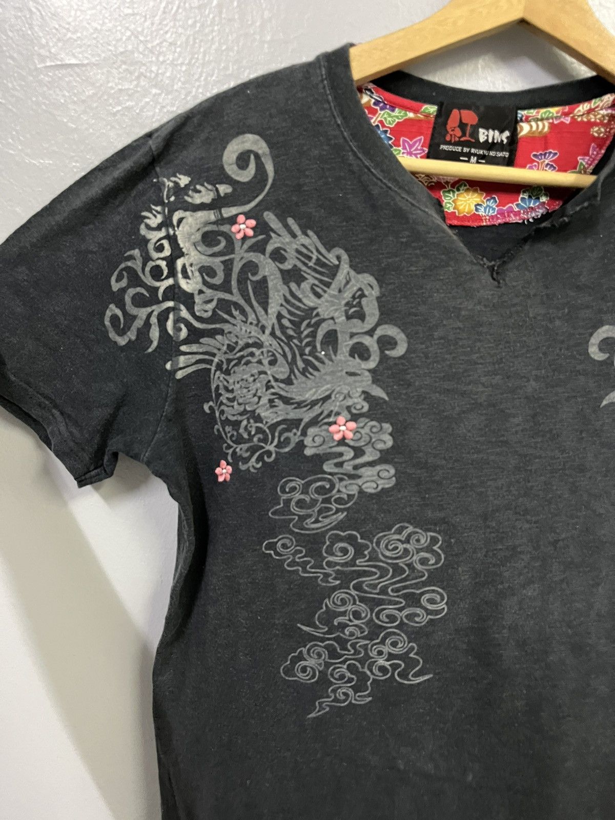 Japanese Brand Sukajan tee Size US L / EU 52-54 / 3 - 2 Thumbnail