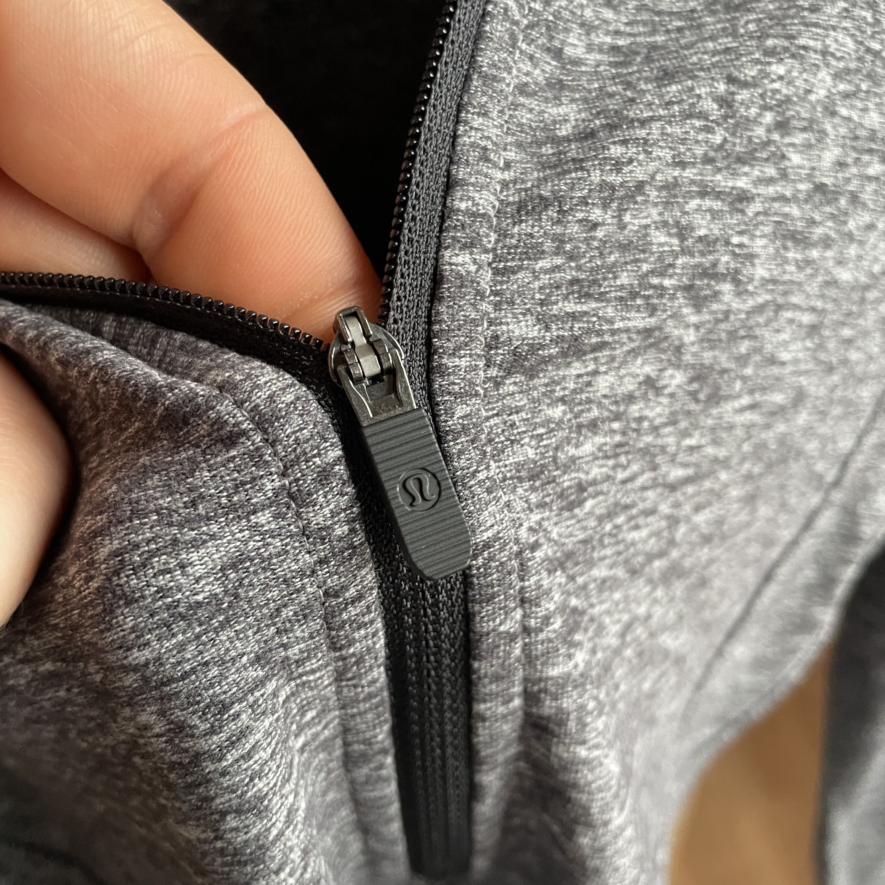 Lululemon Lululemon Womens Half Zip Running Pullover Size S Size S / US 4 / IT 40 - 9 Thumbnail
