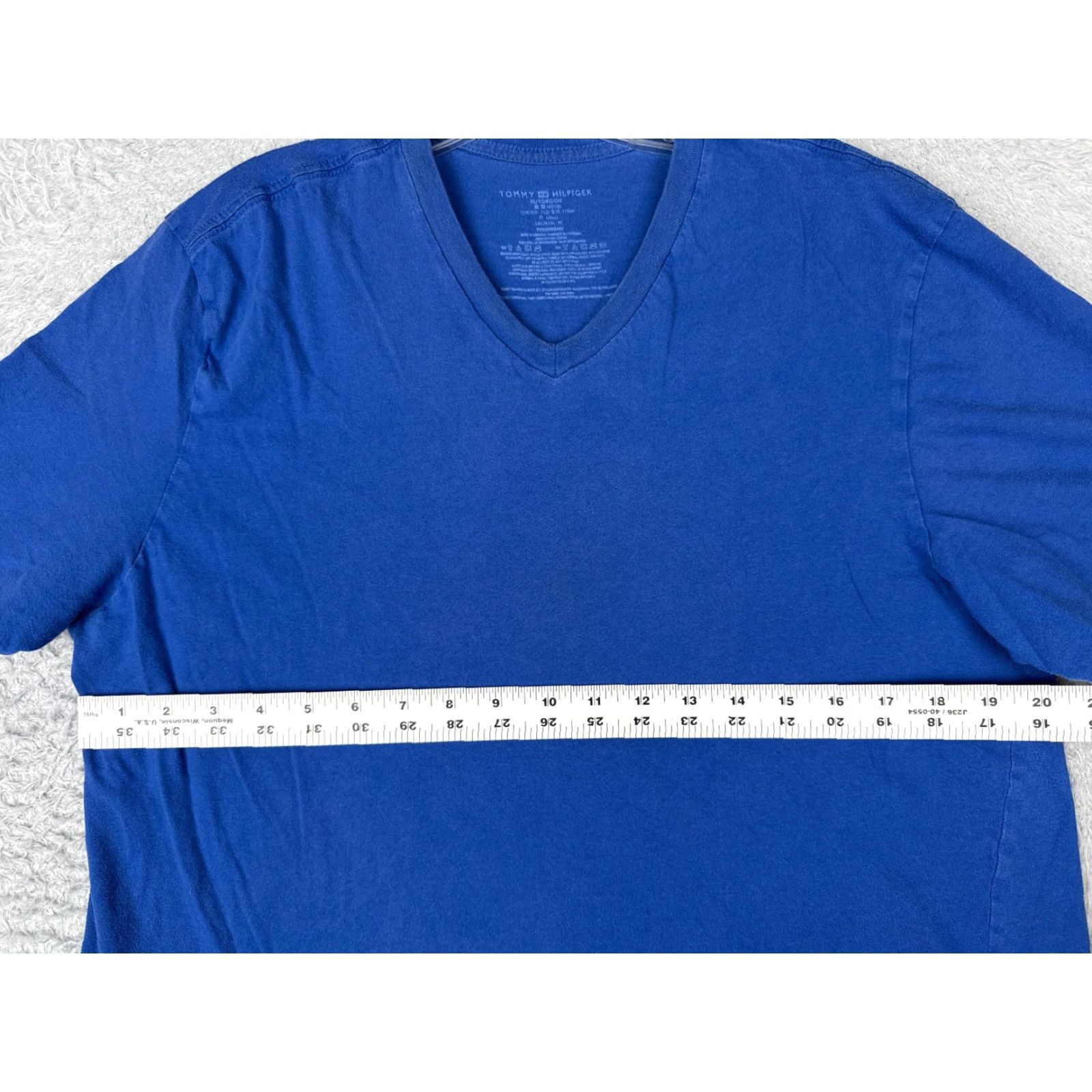 Tommy Hilfiger Tommy Hilfiger Shirt Adult XL Blue V-Neck 100% Cotton Short Sleeve Embroidered Logo Mens Size US XL / EU 56 / 4 - 7 Thumbnail