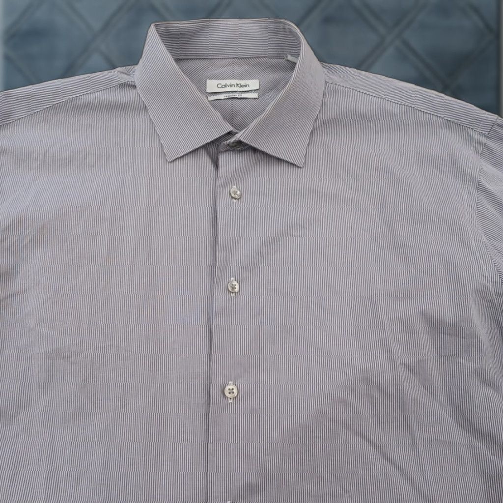 Calvin Klein Calvin Klein Shirt Mens 17 Gray Long Sleeve Button-Up Cotton Striped Shirt Mens Regular Gray Size US XL / EU 56 / 4 - 1 Thumbnail