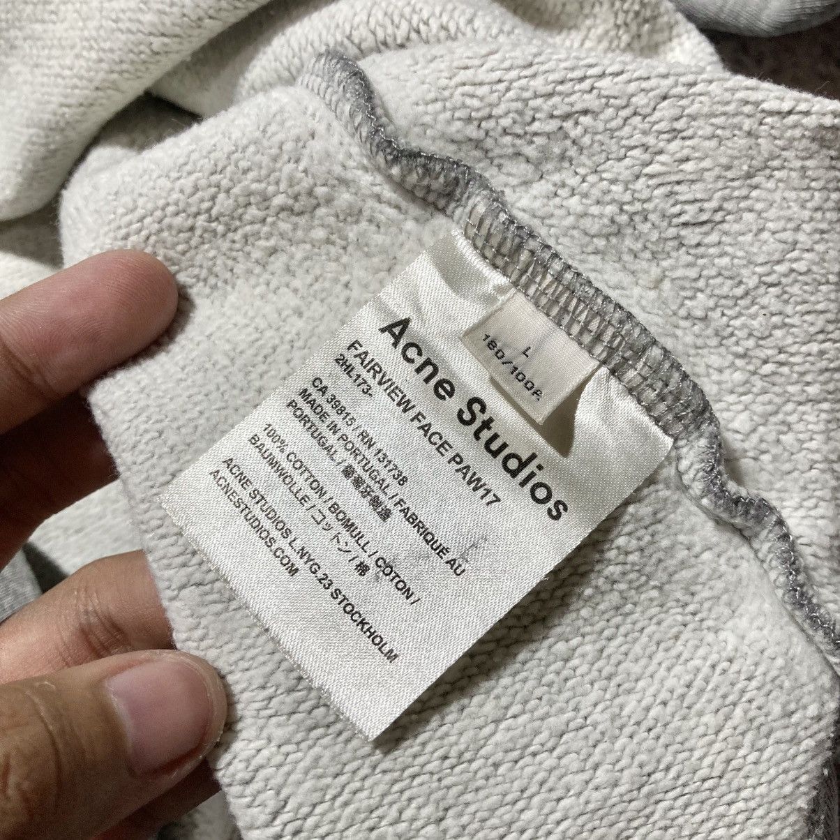 Acne Studios Acne Studios Fairview Face PAW17 Patch Logo Crewneck Grey Size US XL / EU 56 / 4 - 14 Thumbnail