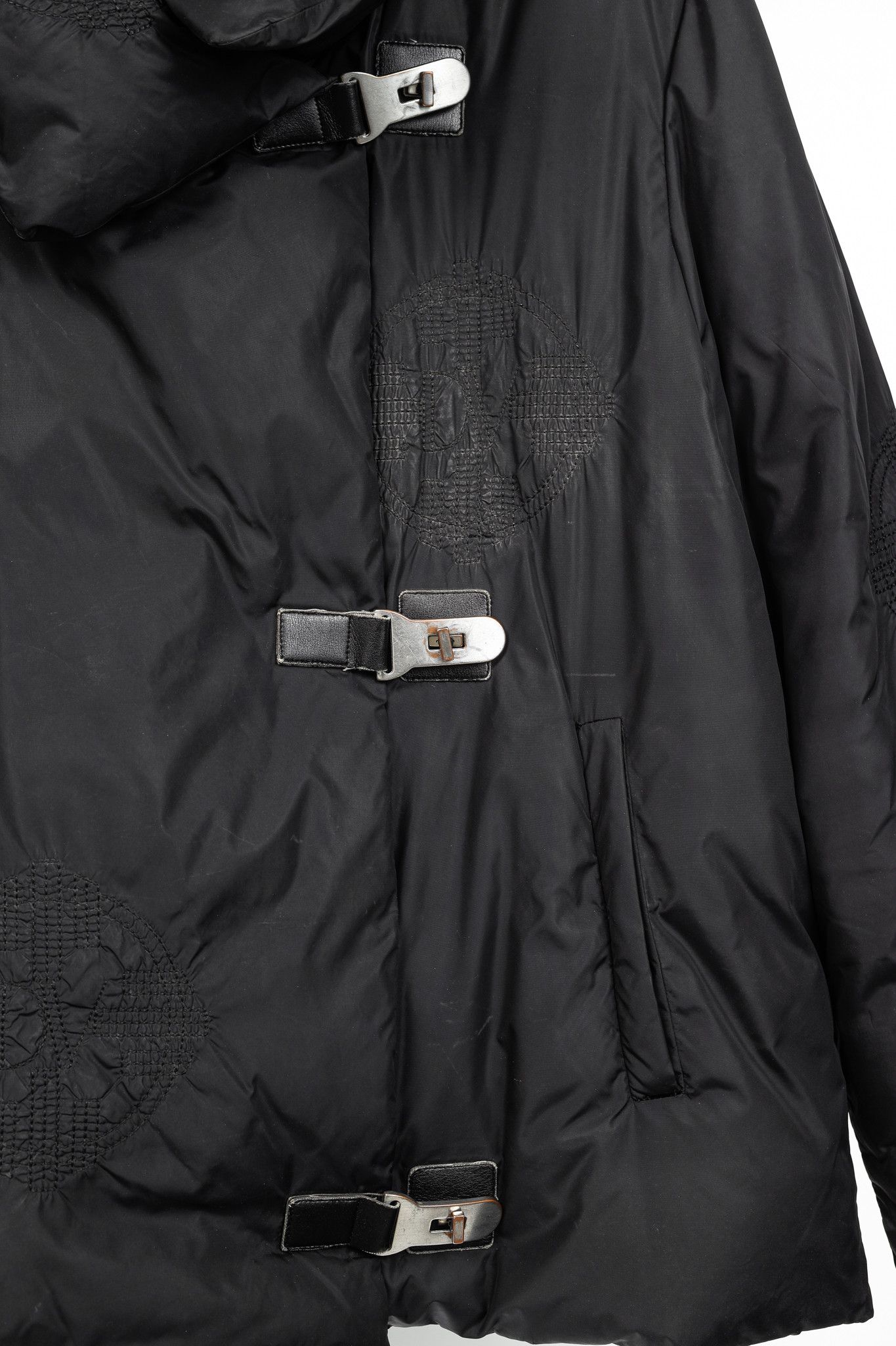 Other Dino Valiano Black Quilted-Medallion Down Jacket Size XL / US 12-14 / IT 48-50 - 8 Thumbnail