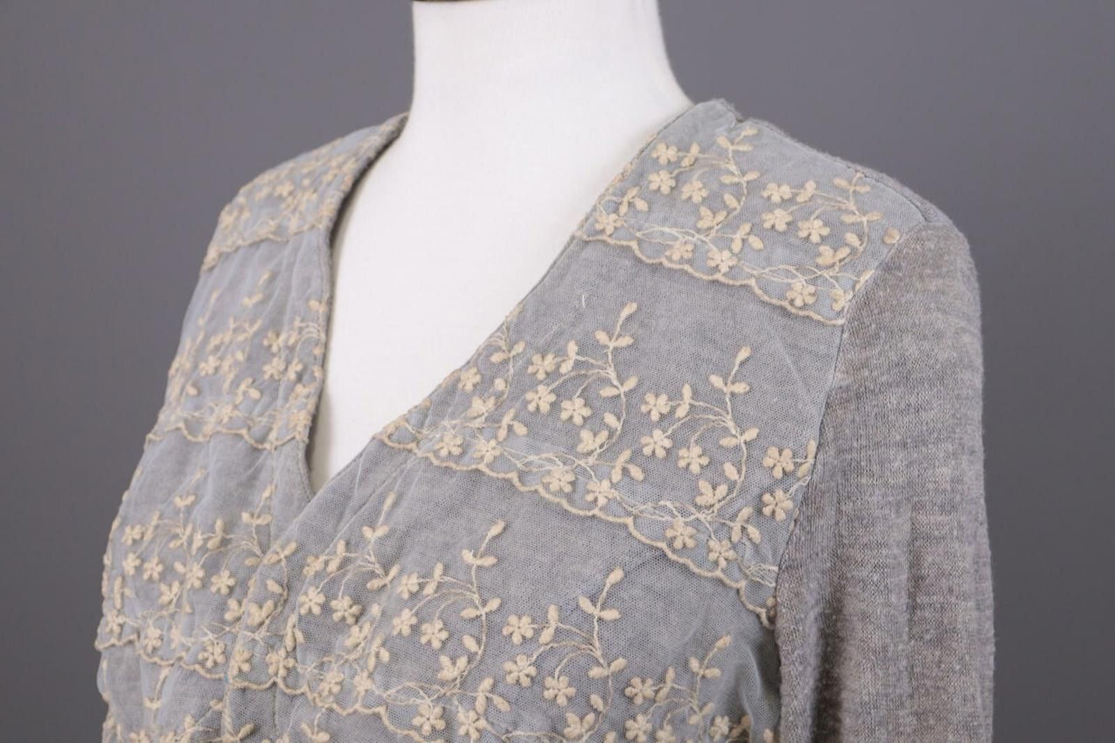 Designer Elisa Cavaletti Gray Floral Cardigan Sweater Size L Size L / US 10 / IT 46 - 8 Thumbnail