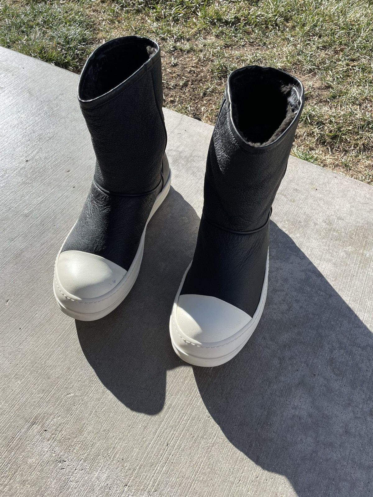 Rick Owens Rick Owens Shearling Ankle Boots Size US 8.5 / EU 41-42 - 1 Thumbnail