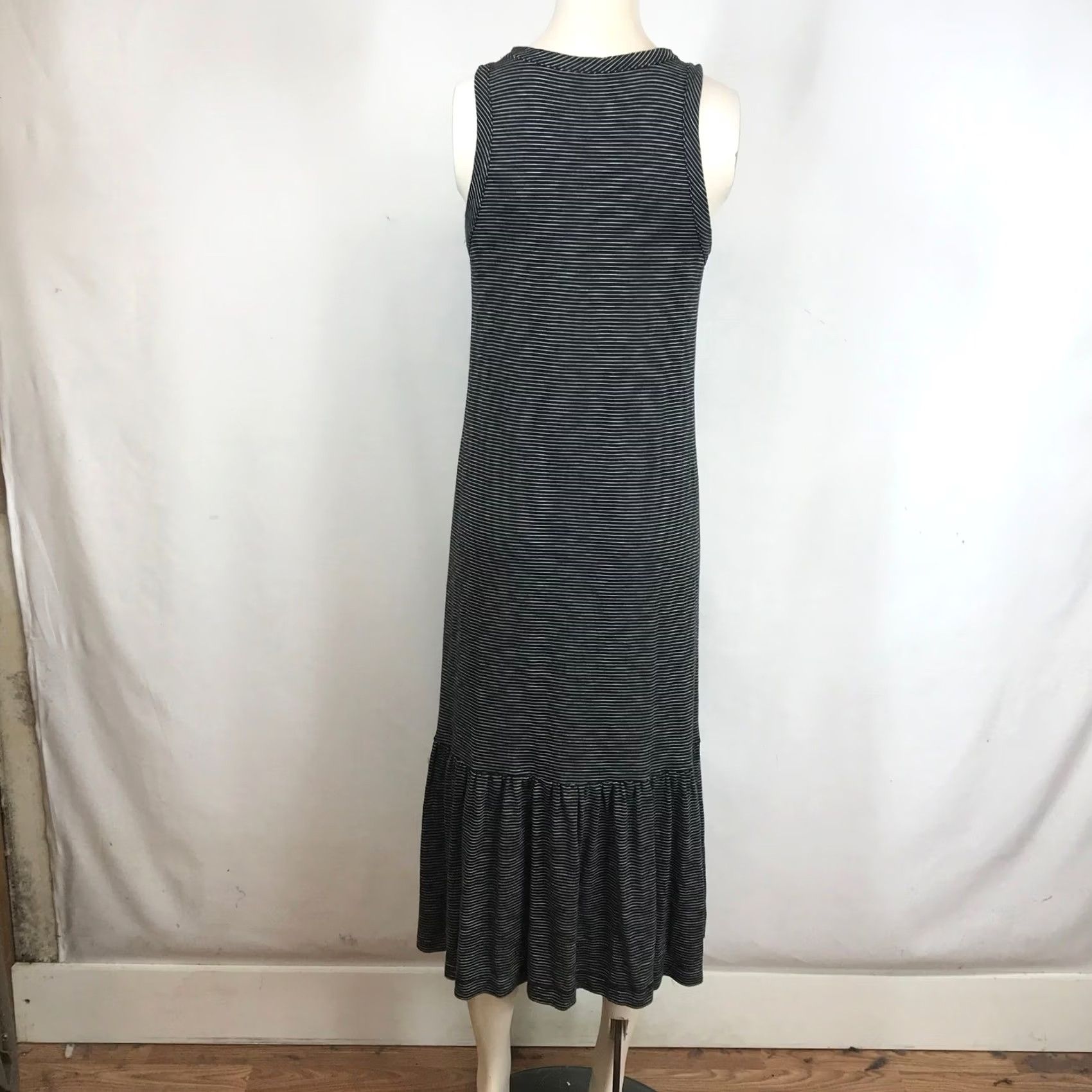 Madewell Madewell Maxi Dress Black White Striped Ribbed Knit Tiered Ruffle Hem Sleeveless Scoop Neck Medium Size M / US 6-8 / IT 42-44 - 5 Thumbnail