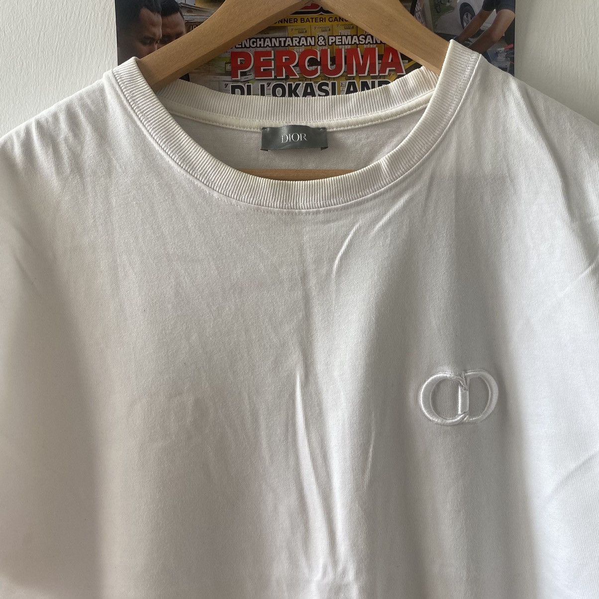 Designer Christian Dior x Made In Italy Tshirt With Embroidery Logo Size US L / EU 52-54 / 3 - 3 Thumbnail