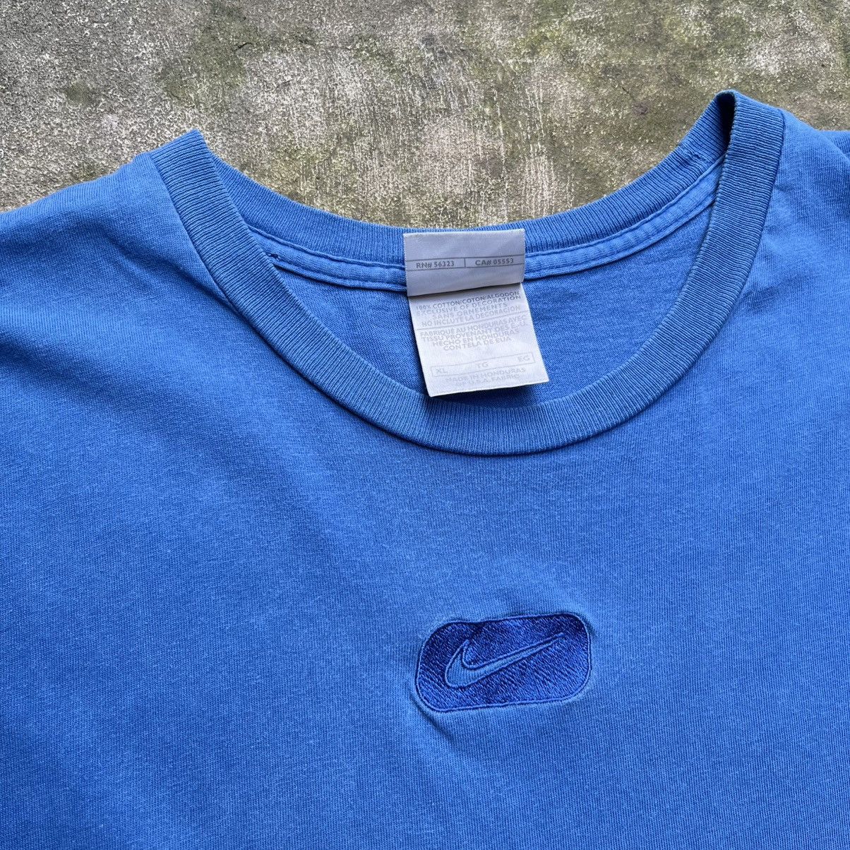 Nike × Vintage 2000’s T-shirt NIKE Box Logo Tonal Blue Size US XL / EU 56 / 4 - 3 Thumbnail