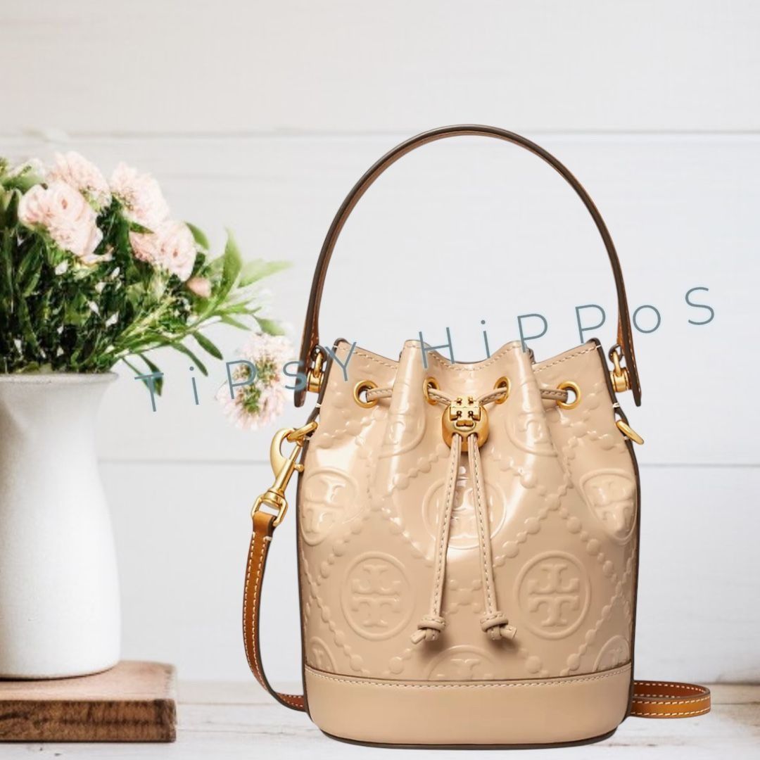 Tory Burch NWT! Tory Burch T Monogram Embossed Patent Leather Bucket Ba Size ONE SIZE - 1 Thumbnail