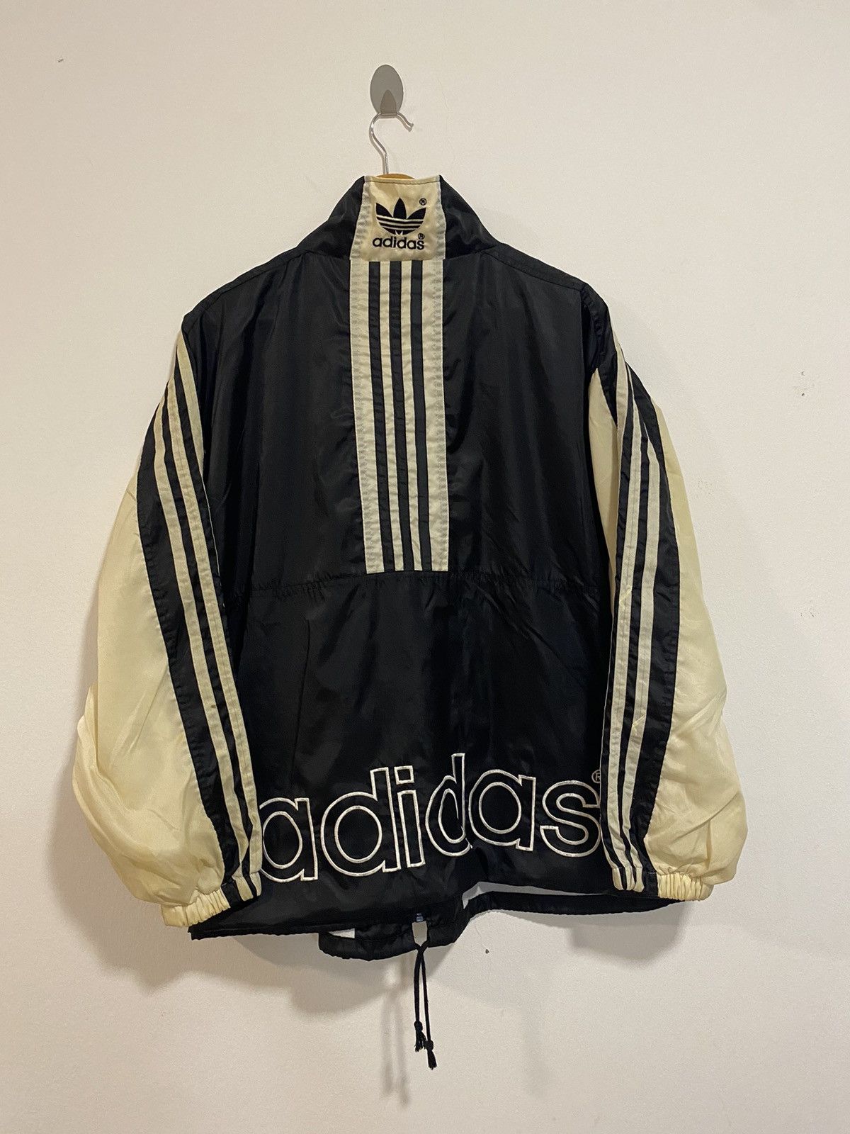 Vintage Adidas Trefoil Big Logo Light Jacket