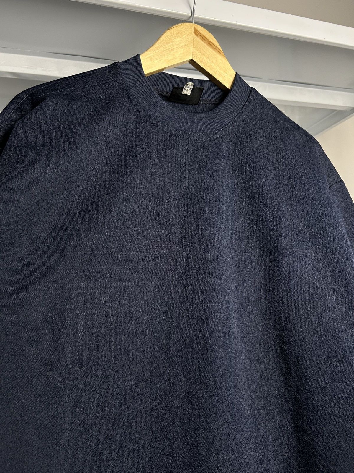 Versace Vintage Versace logo Navy longsleeve Size US L / EU 52-54 / 3 - 3 Thumbnail