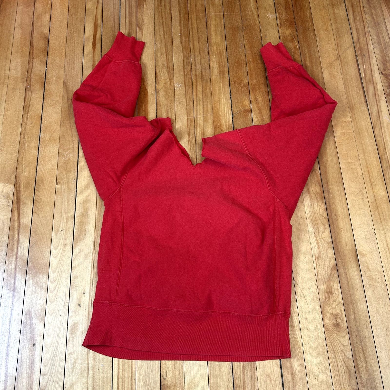 Champion Vintage 90s Champion Reverse Weave Red Hoodie Chopped Size US L / EU 52-54 / 3 - 4 Thumbnail