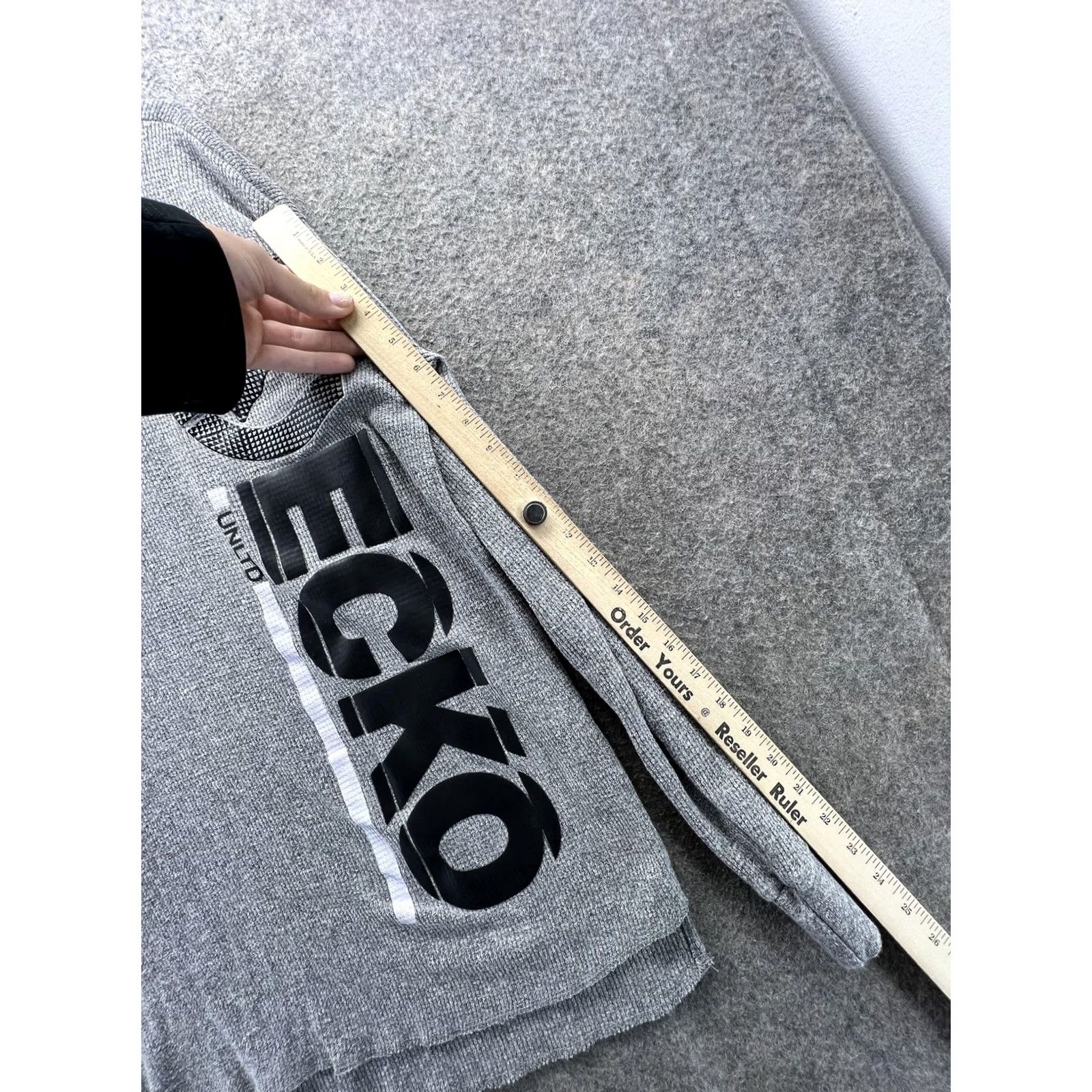 Ecko Unltd. Ecko Unltd Sweater Mens XL Gray Waffle-Knit Thermal Graphic Crewneck Pullover Size US XL / EU 56 / 4 - 6 Thumbnail