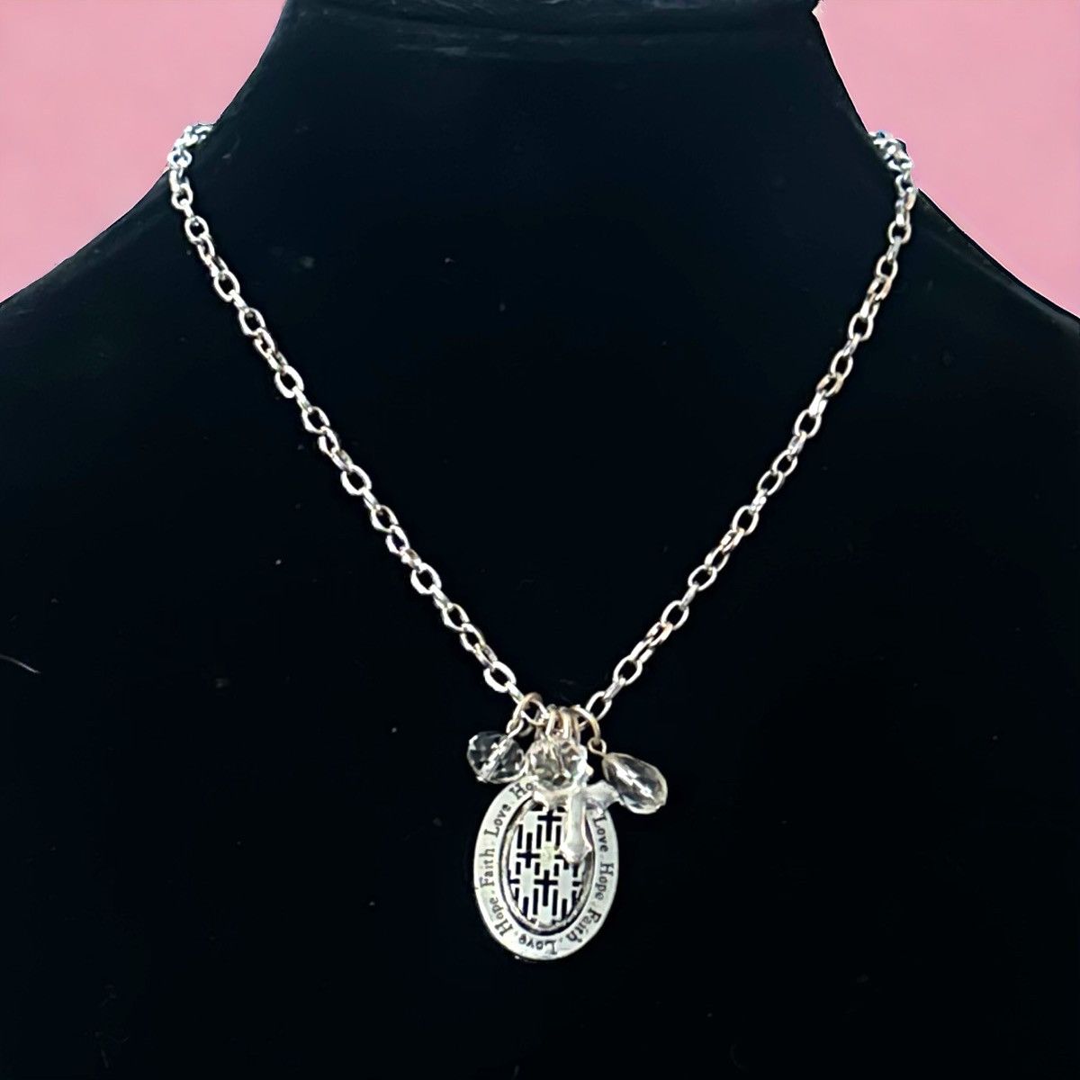 Other Silver tone Faith Love & Hope pendant charm necklace Size ONE SIZE - 1 Thumbnail