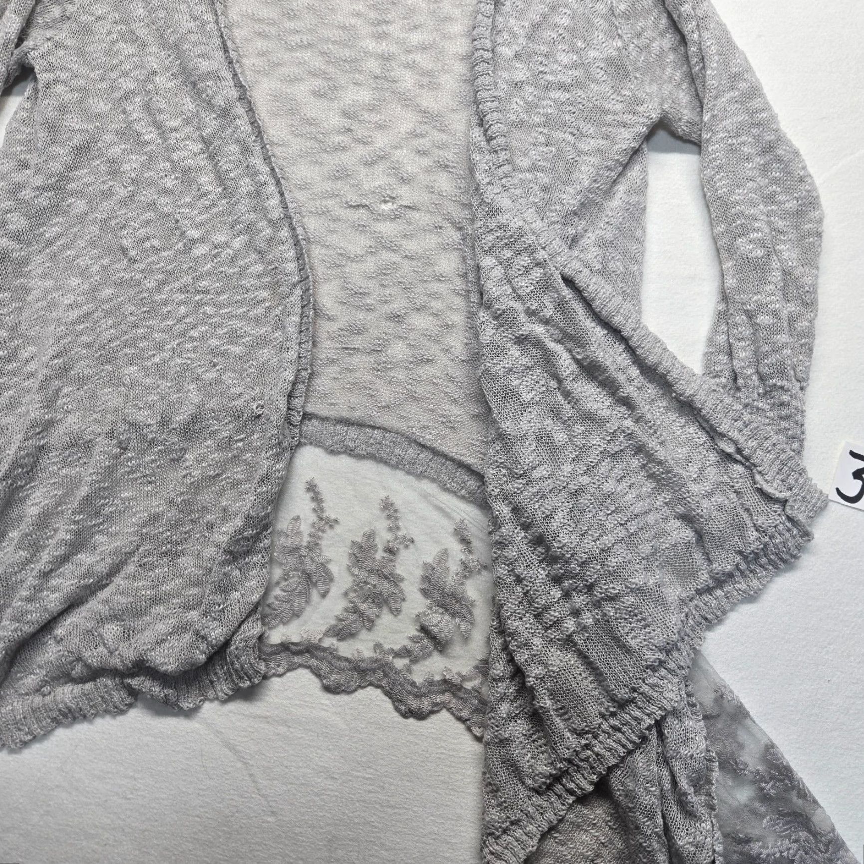 Vintage Rue21 Solid Gray Cardigan Knit Open Long Sleeve Women XL Adult Cardigan Women Gray XL Sweater 90s? Size XL / US 12-14 / IT 48-50 - 5 Thumbnail