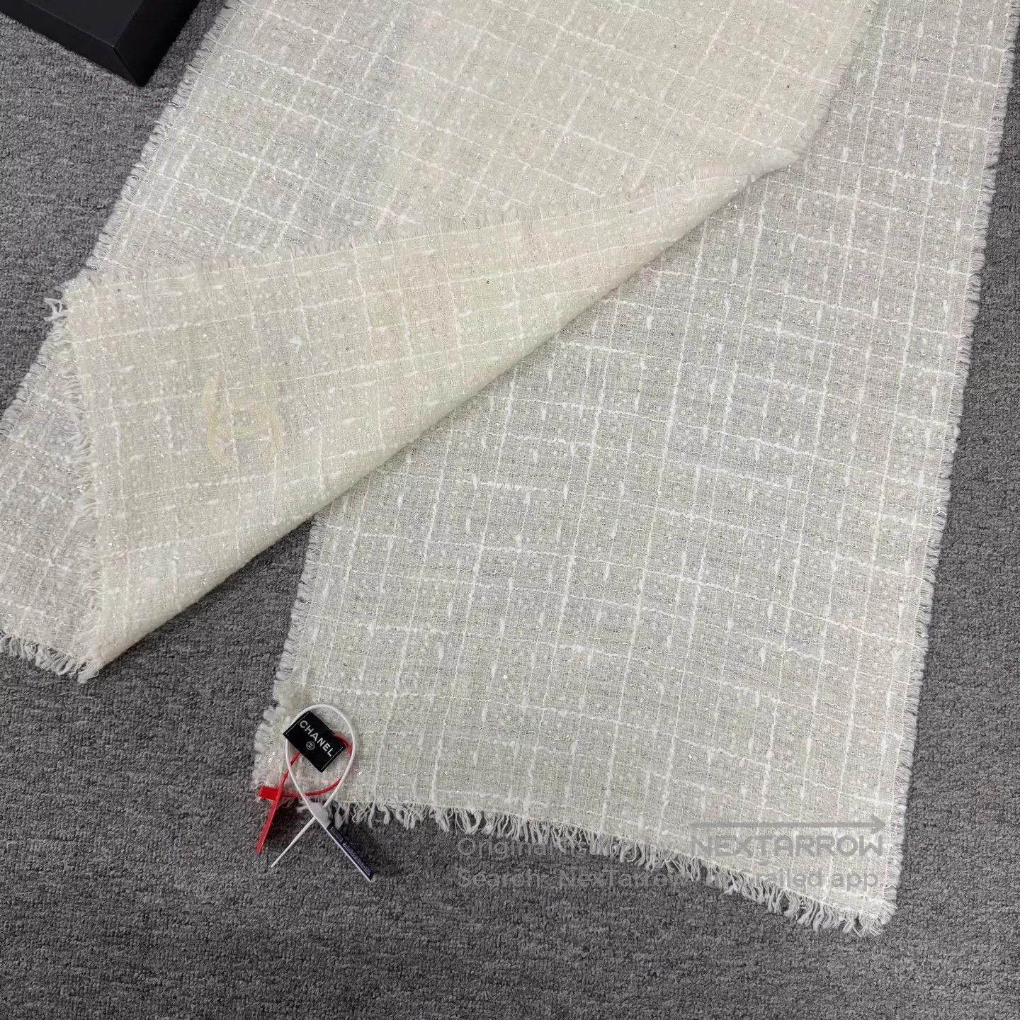 Chanel Chanel Floss border, bead-studded knitted scarf| Size ONE SIZE - 4 Thumbnail