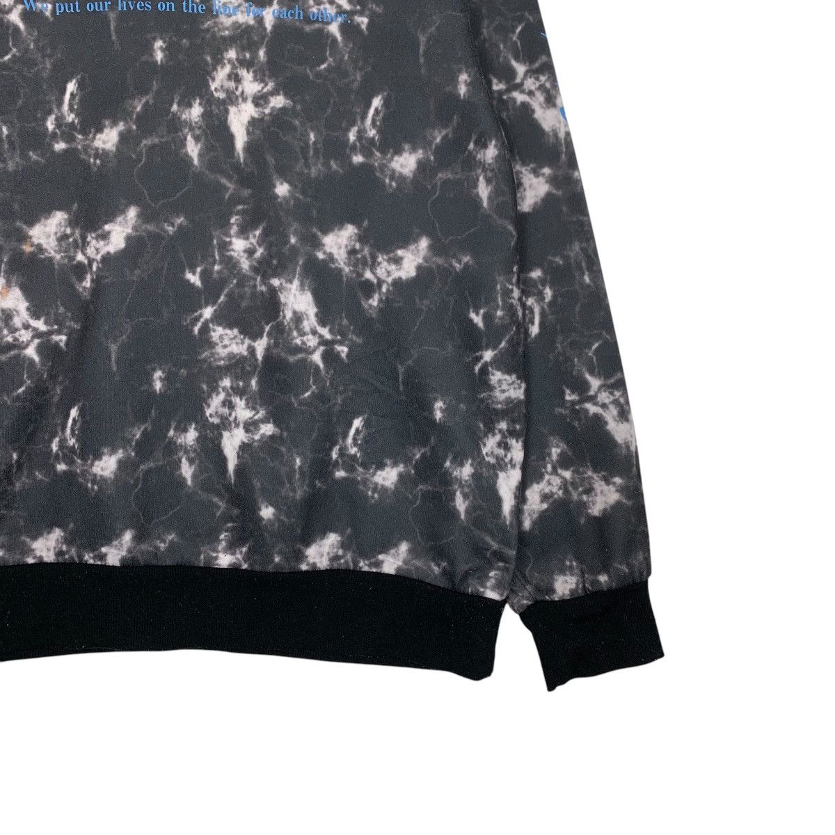 Japanese Brand TOKYO REVENGERS Tokyo Monji Gang Logo Sweatshirt #2227-C98 Size US L / EU 52-54 / 3 - 6 Thumbnail