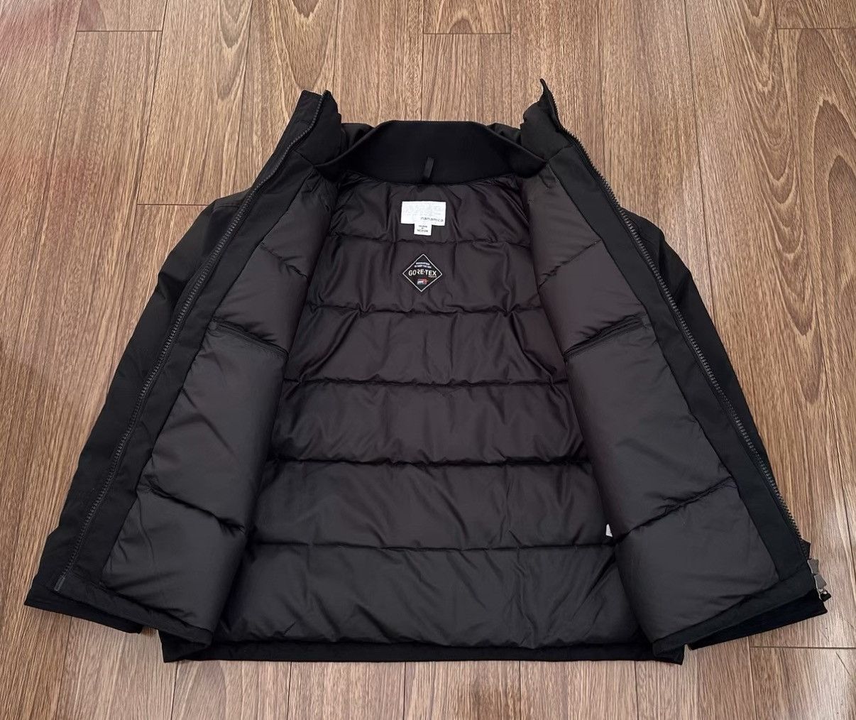 Nanamica NANAMICA Gore-Tex Short Down Jacket Size US M / EU 48-50 / 2 - 3 Thumbnail
