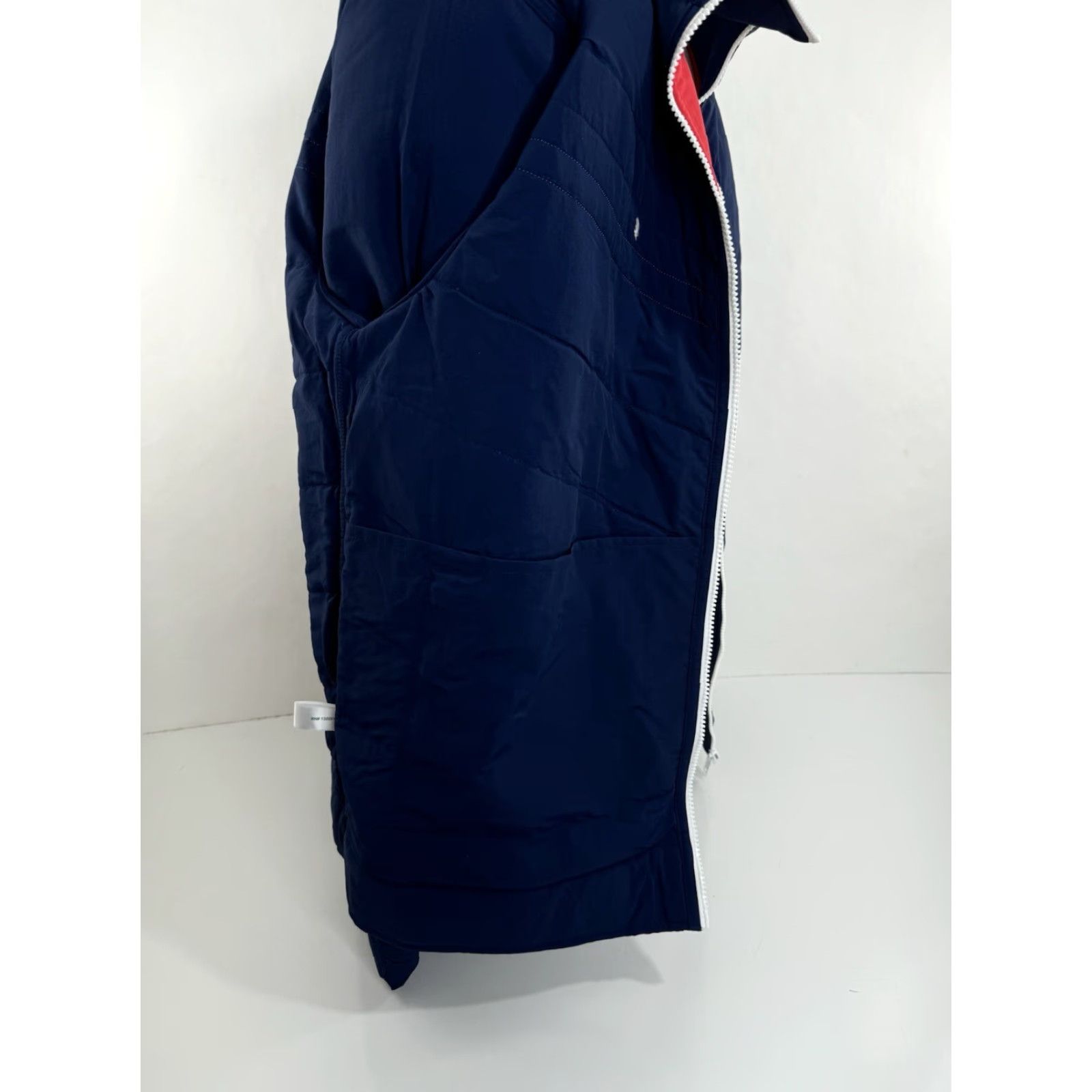 Vintage CRIQUET Jacket XL Embroidered Quilted Skiing Nylon Mens Blue / Red / White APRES SKI 2022 Quilt Embroidered XL Jacket Size US XL / EU 56 / 4 - 7 Thumbnail