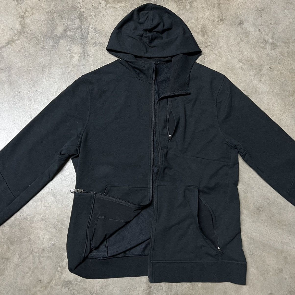 Designer × Lululemon Lululemon Black Full-Zip Multi-Zip Hooded Jacket Size US XL / EU 56 / 4 - 2 Thumbnail