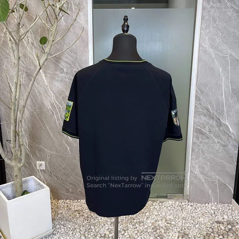 Louis Vuitton Louis Vuitton Black Embroidered Logo Short Sleeve Size US XXL / EU 58 / 5 - 2 Thumbnail