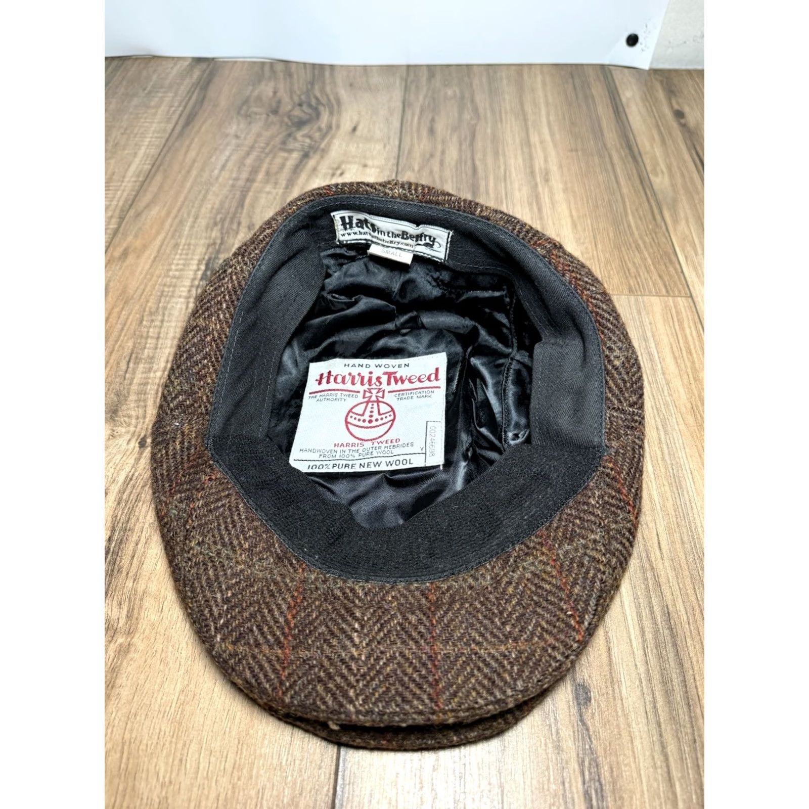 Harris Tweed VINTAGE Harris Tweed Newsboy Flat Cap Hat Brown Small Adult Handwoven Pure Wool Herringbone Retro Silk Lined Size ONE SIZE - 7 Thumbnail