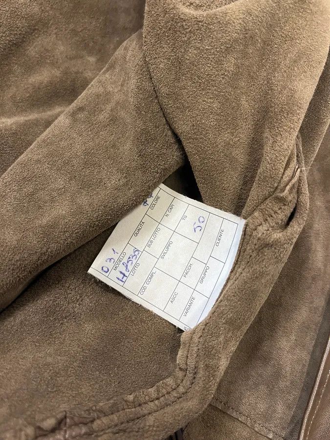 Emporio Armani 1990s Emporio Armani Asymmetrical Avant Garde Brown Leather Jacket Size US S / EU 44-46 / 1 - 10 Thumbnail