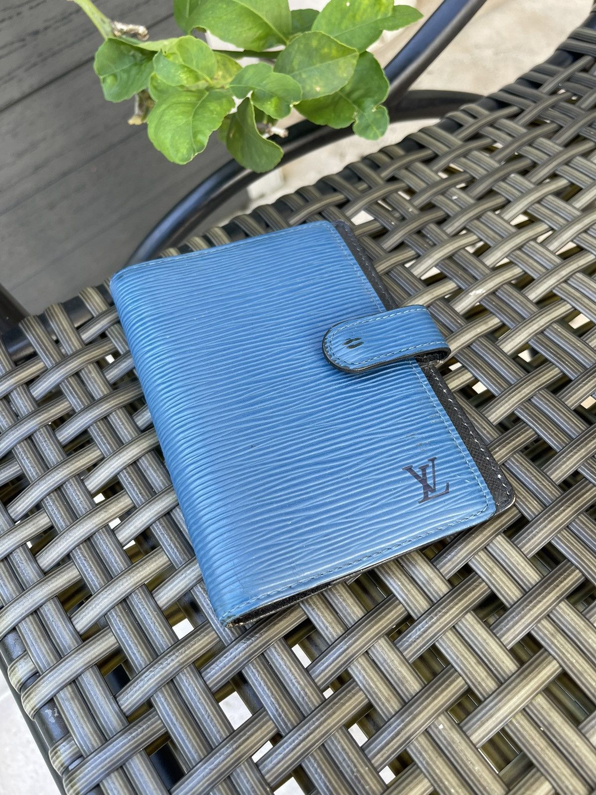 Louis Vuitton Louis Vuitton Epi Leather Wallet Card Passport Holder